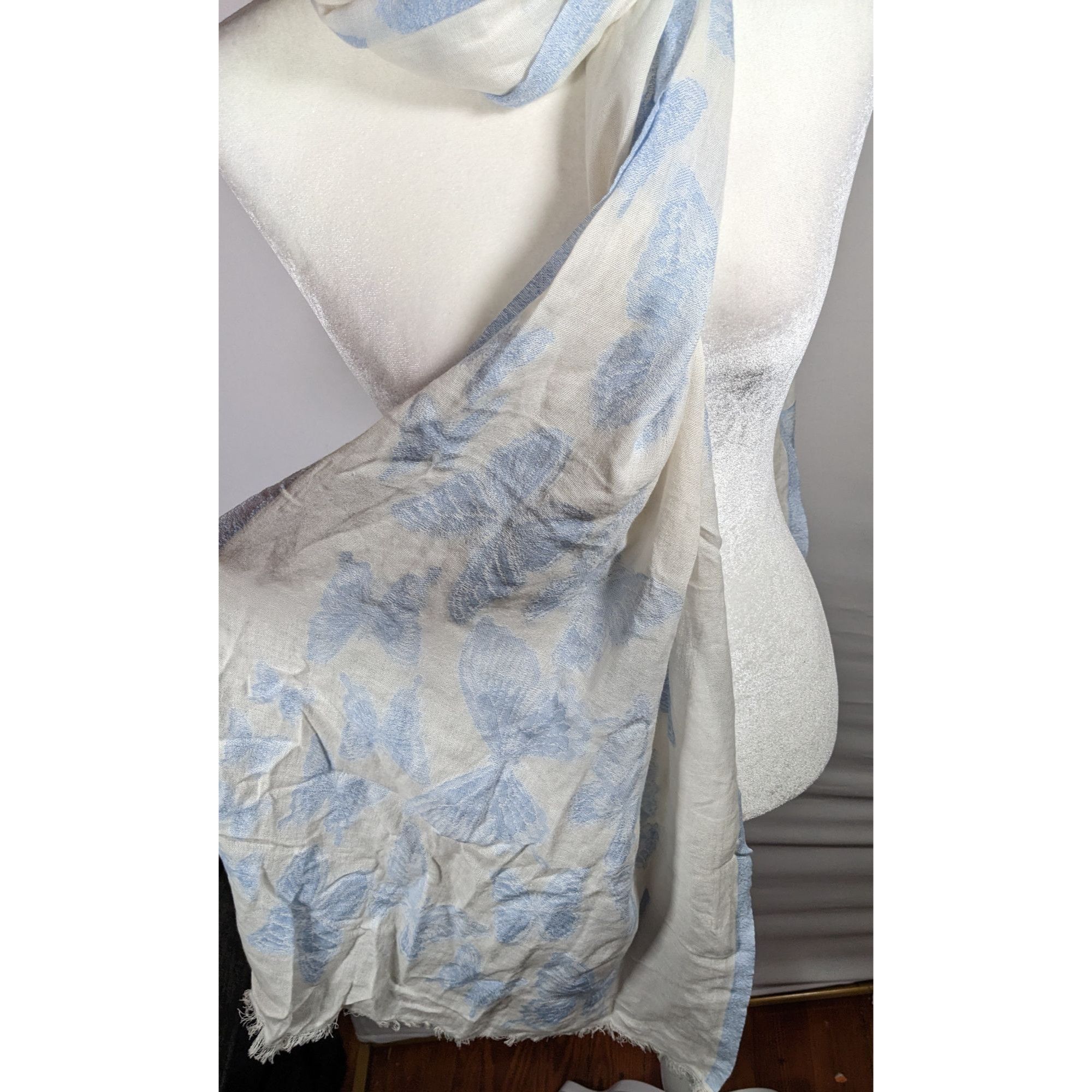 Other Pam's Pashminas & Exotic Scarves Fairycore Blue And White Bu Size ONE SIZE - 9 Thumbnail