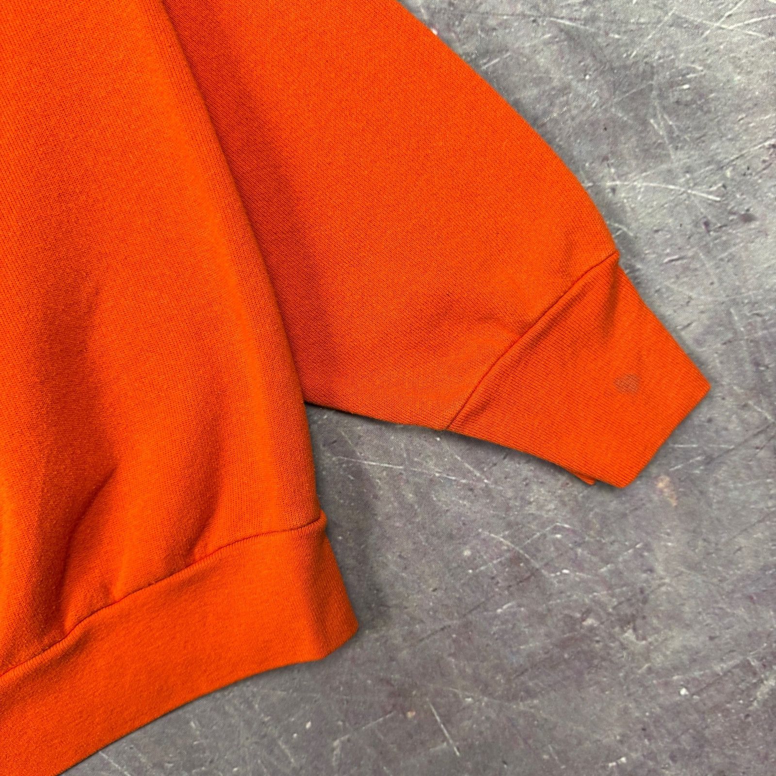 Vintage 90s Orange Tweety No Tricks Just Tweets Sweatshirt XL 2628 Size US XL / EU 56 / 4 - 4 Thumbnail