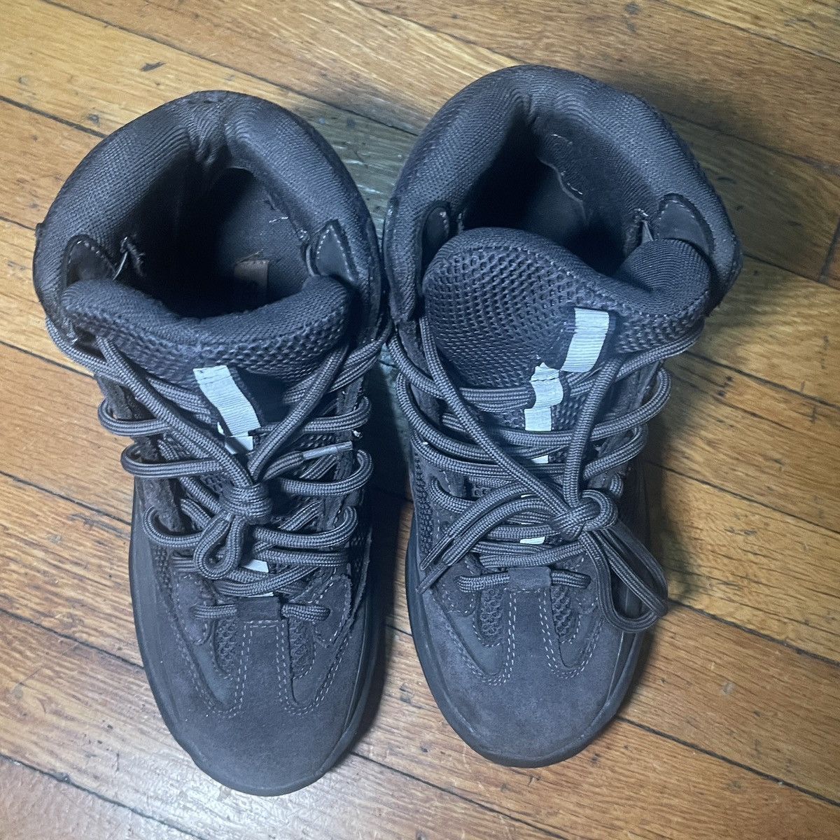 Yeezy Yeezy Season 6 Graphite Desert Boot Size US 7 / EU 40 - 1 Thumbnail