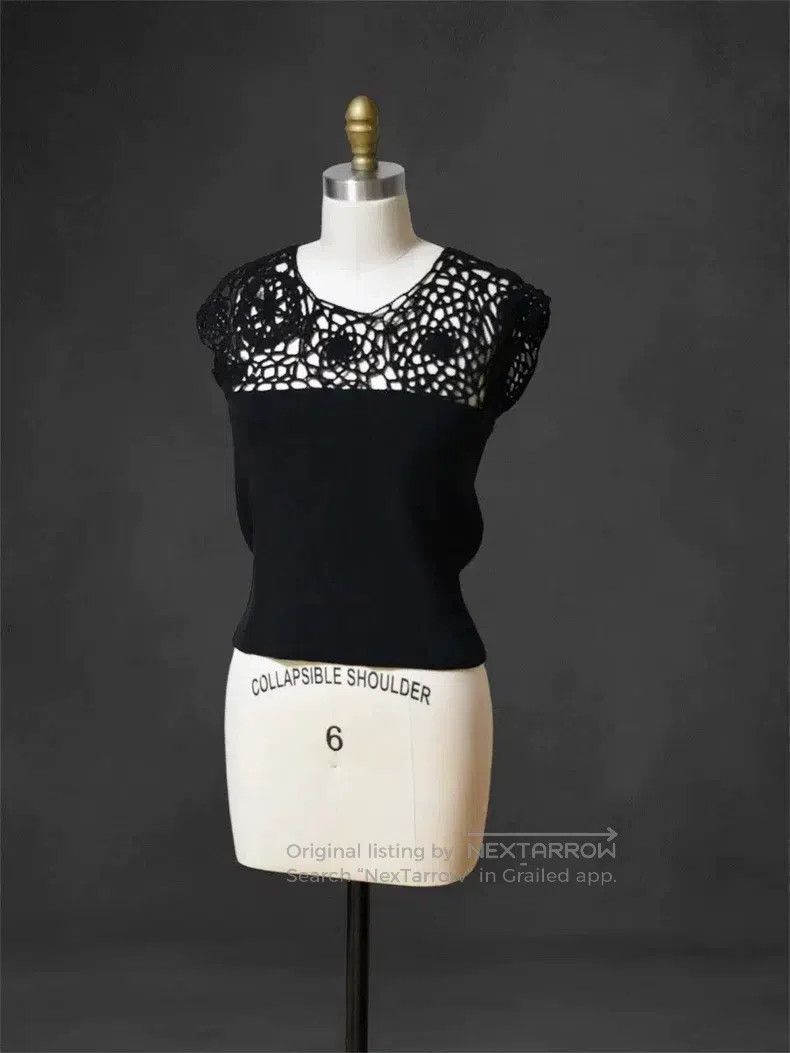 Comme des Garcons Comme Des Garcons Early crochet rose patterned lace top Size S / US 4 / IT 40 - 1 Thumbnail