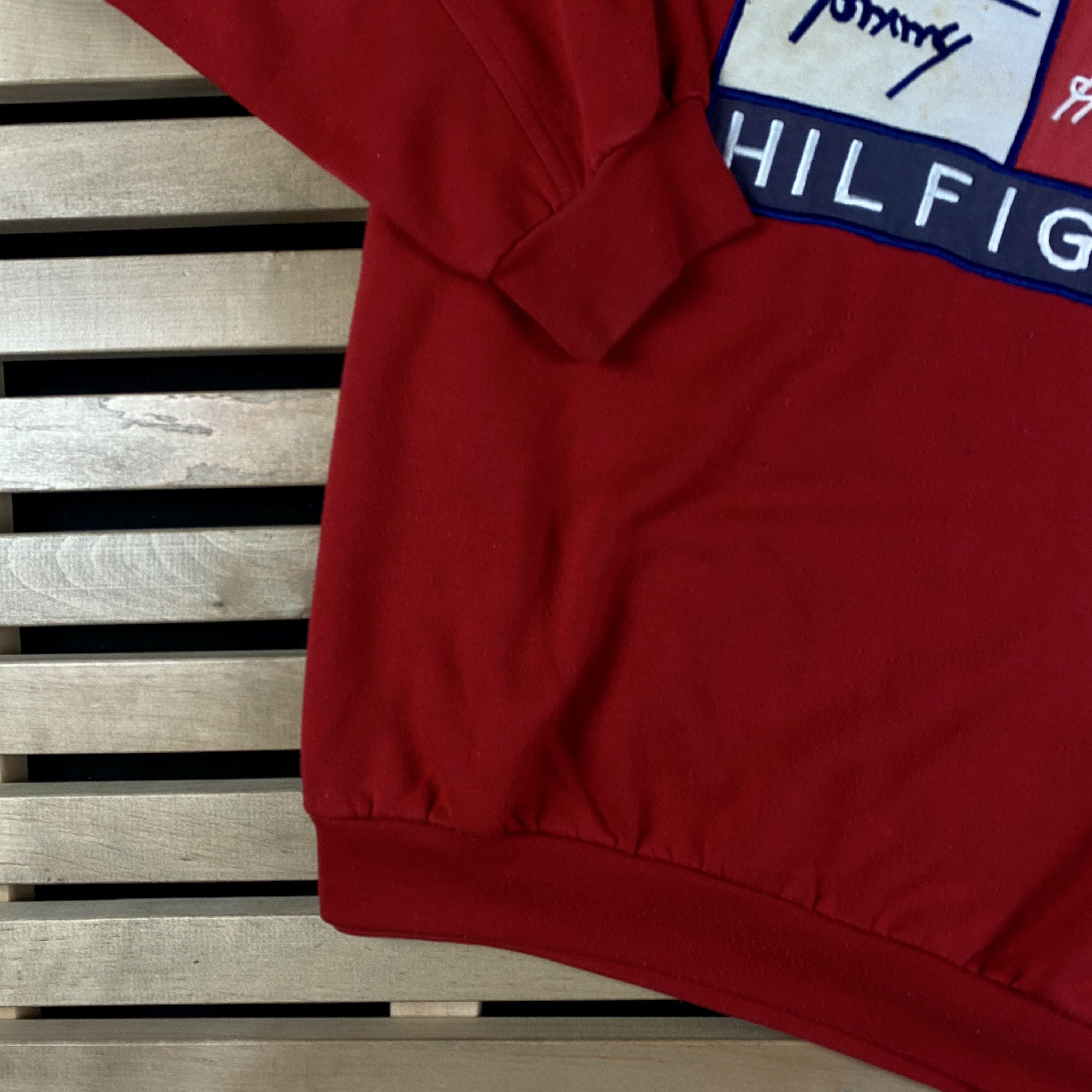 Tommy Hilfiger × Vintage Mens Vintage Long Sleeve Sweatshirt Tommy Hilfiger Size XL Size US XL / EU 56 / 4 - 3 Thumbnail