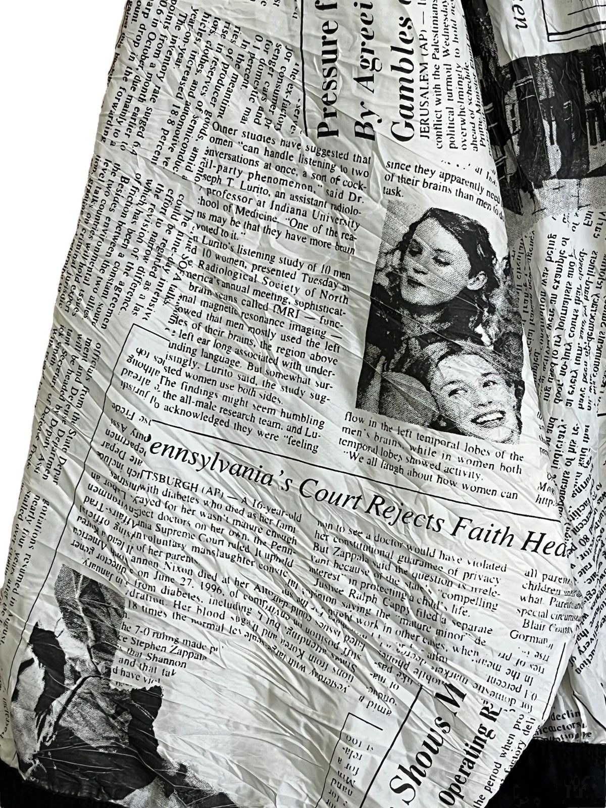 Japanese Brand vintage japanese EIKO KONDO newspaper baggy paperthin jacket Size US L / EU 52-54 / 3 - 12 Thumbnail