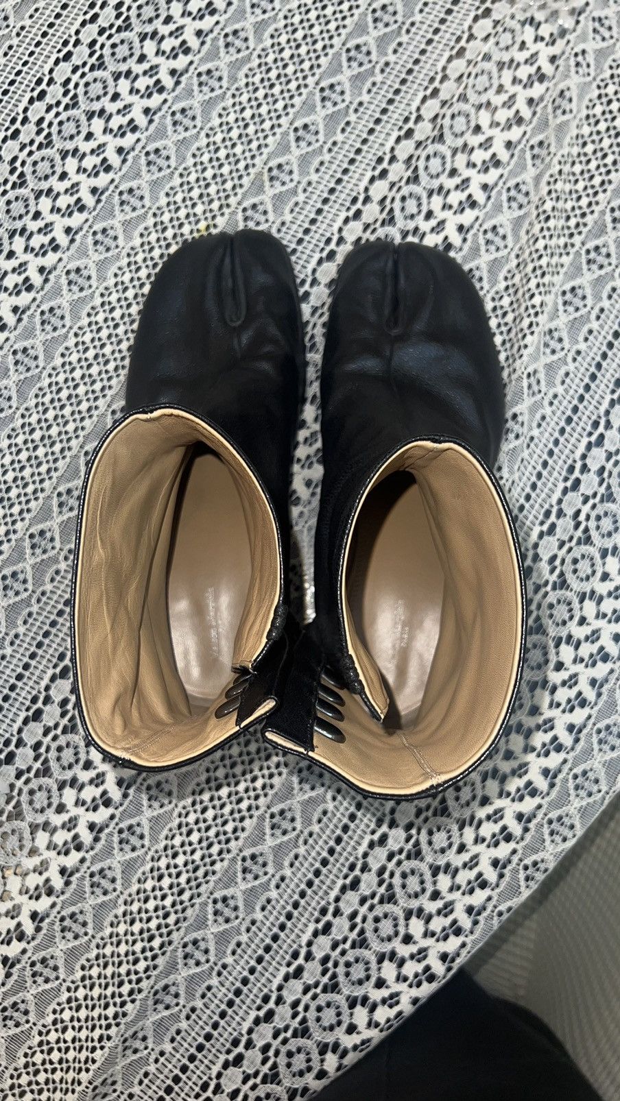 Maison Margiela Margiela Men’s Tabi Camel Leather Chelsea Boots Size US 10 / EU 43 - 7 Thumbnail