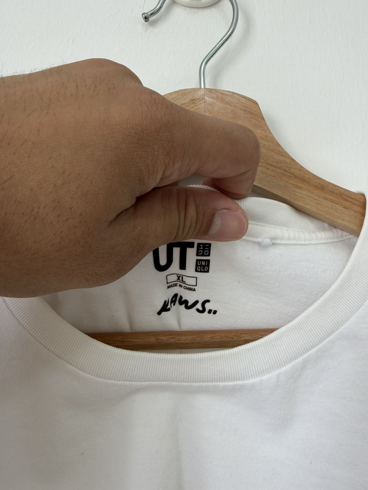 Kaws × Uniqlo Uniqlo Kaws Tee Size US XL / EU 56 / 4 - 5 Thumbnail