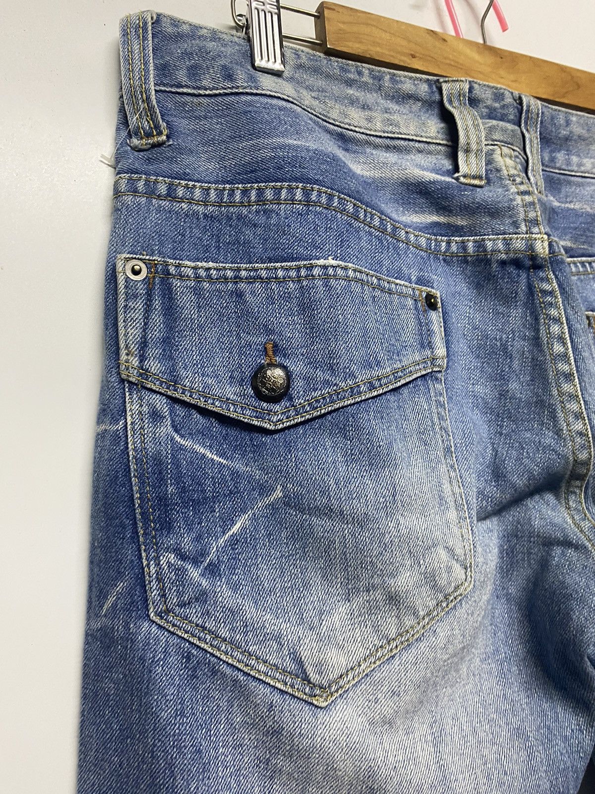 Japanese Brand Japanese Brand Distressed Root Three Jeans Denim Size US 34 / EU 50 - 13 Thumbnail