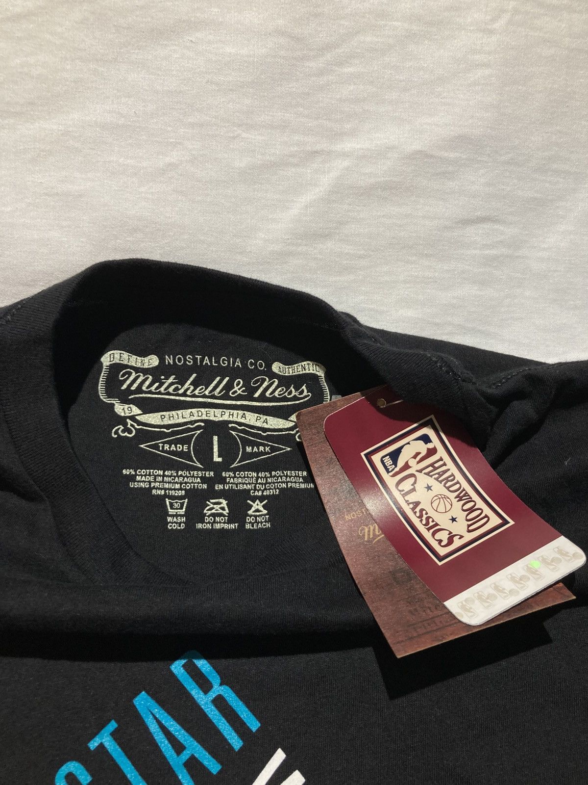 Mitchell & Ness Mitchell & Ness 1991 Charlotte All-Star Weekend T-shirt Size US L / EU 52-54 / 3 - 4 Thumbnail