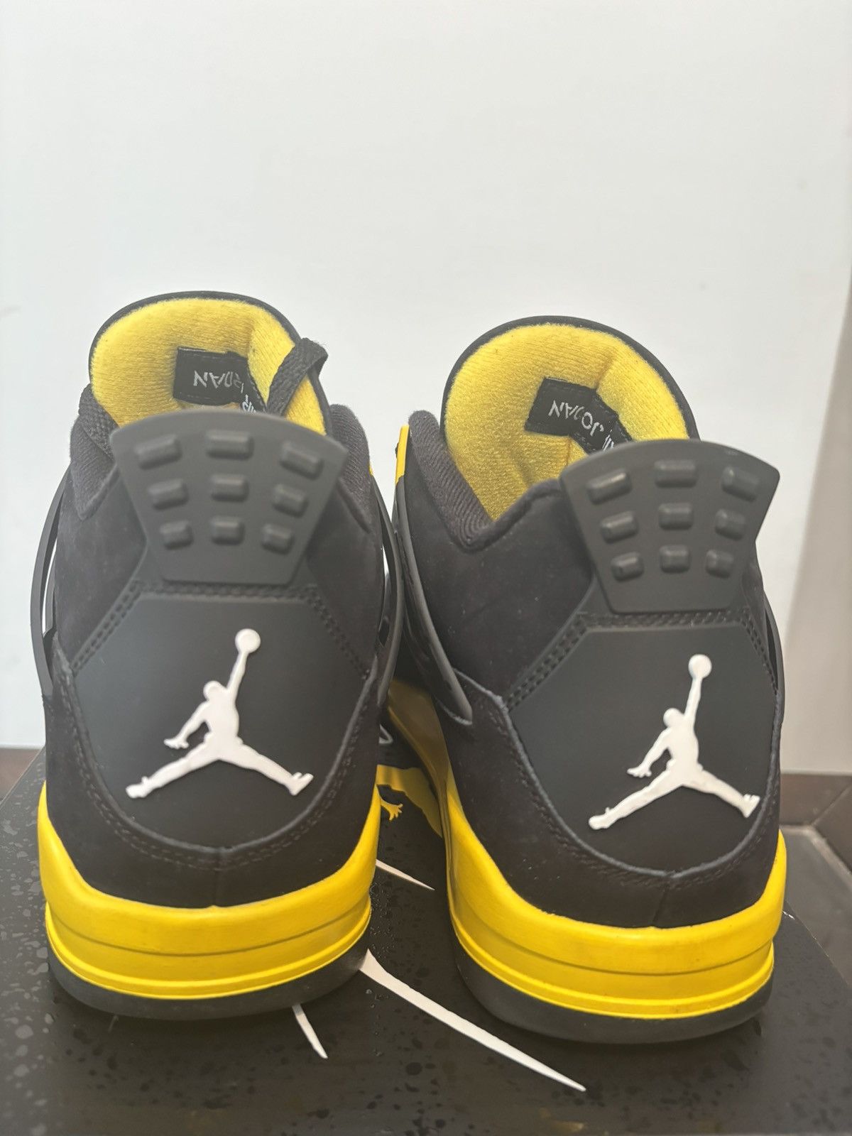 Jordan Brand Jordan Retro 4 Thunder Size US 10.5 / EU 43-44 - 9 Thumbnail
