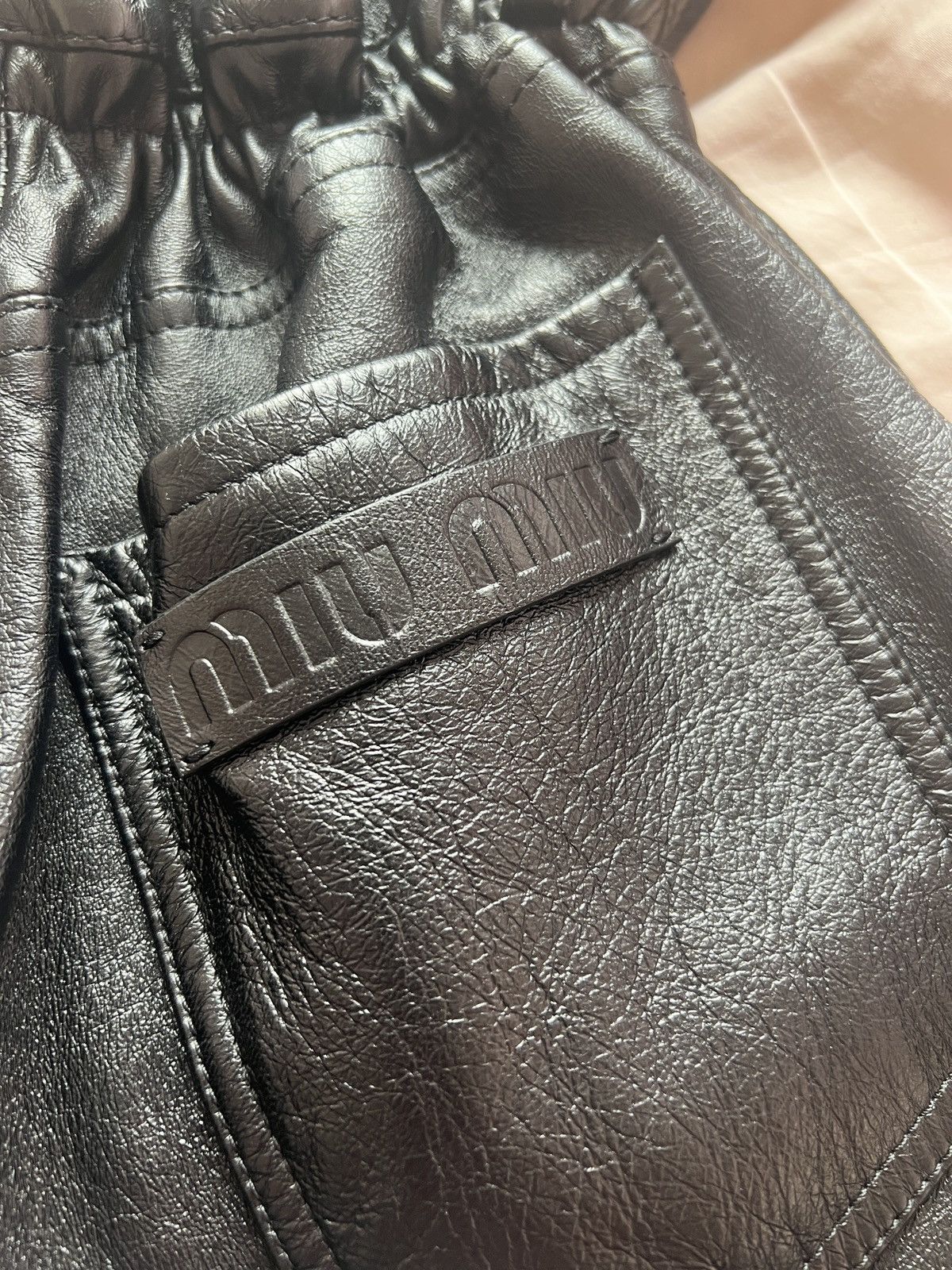 Miu Miu 🔥 Miu Miu paperbag waist leather shorts Size US 26 / EU 42 - 8 Thumbnail
