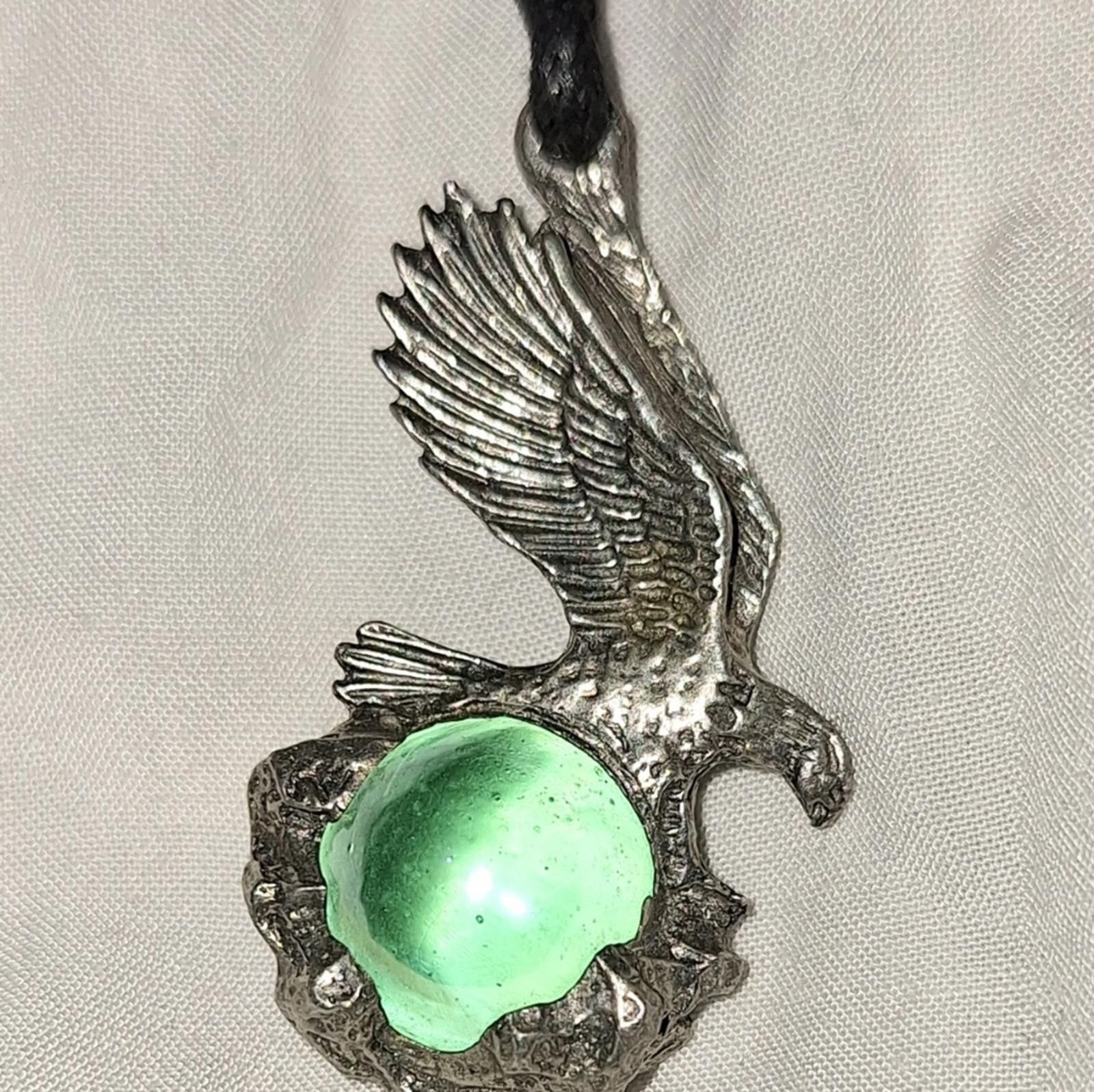 Designer Pewter EAGLE Charm Pendant Holding Lite Green Stone Size ONE SIZE - 5 Thumbnail