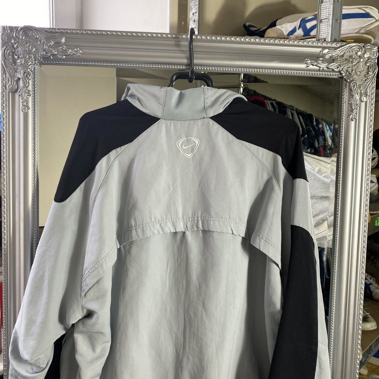 Nike Vintage Nike Track Jacket 90s Big Logo Swoosh Size US L / EU 52-54 / 3 - 8 Thumbnail