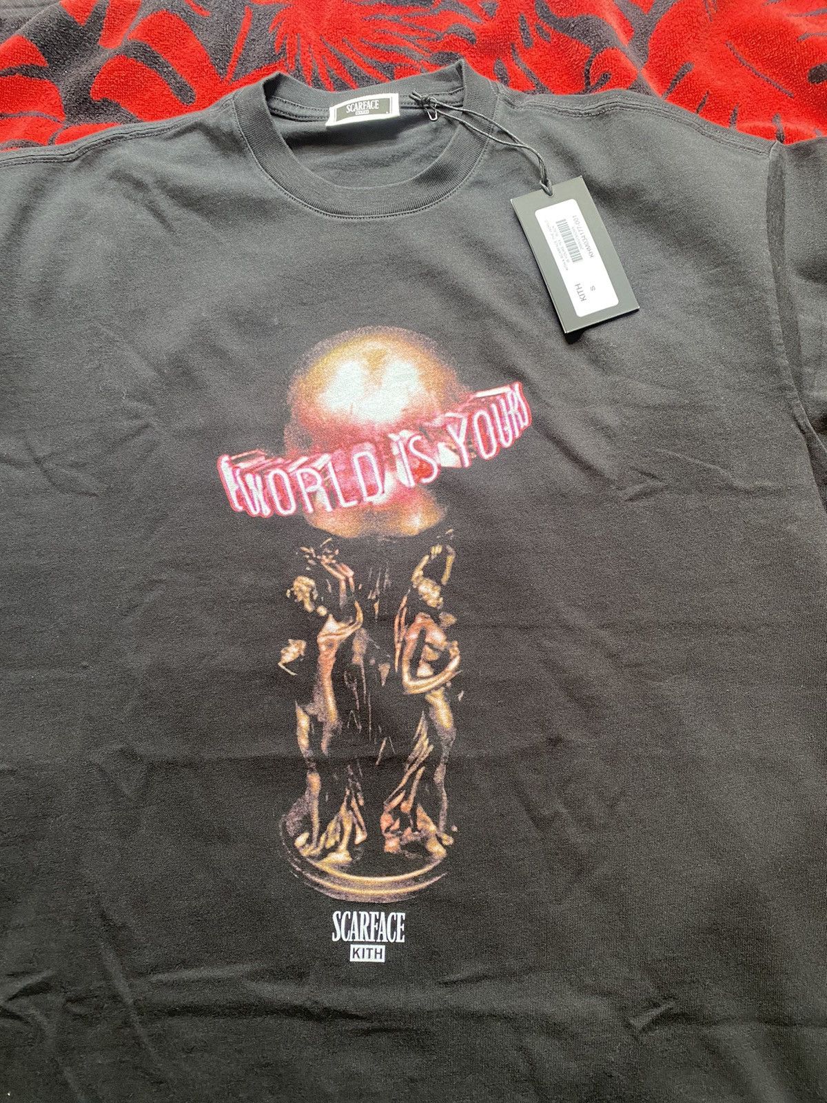 Kith Kith Scarface The World Is Yours Tee Small Size US S / EU 44-46 / 1 - 2 Thumbnail