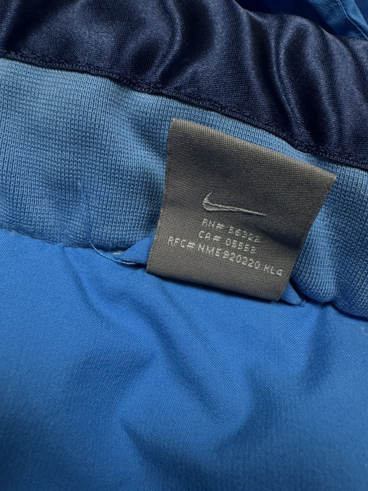 Nike Nike vintage down vest baby blue small logo 90s Size US L / EU 52-54 / 3 - 8 Thumbnail