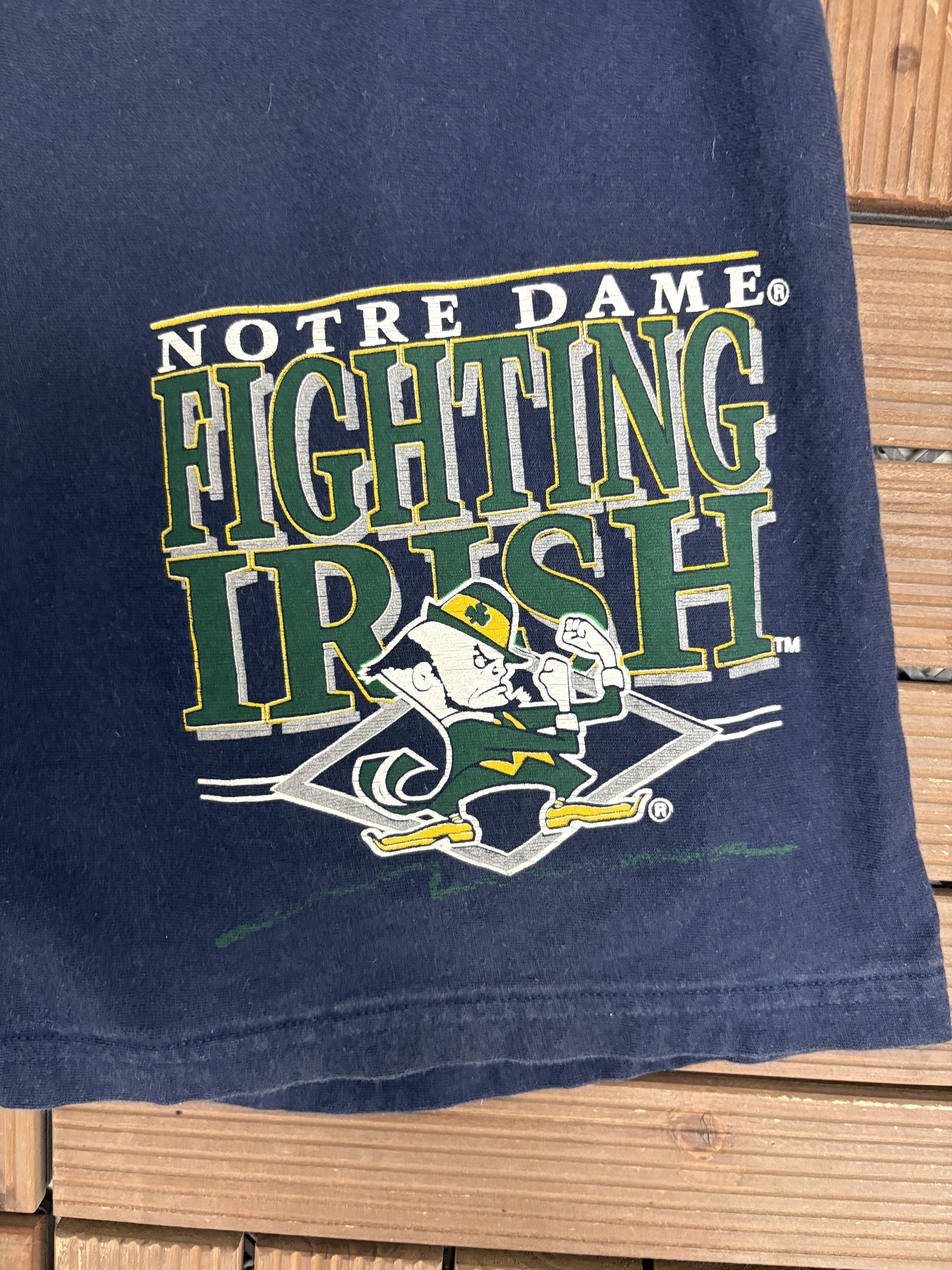 Vintage Notre Dame Fighting Irish Vintage Made in USA Sweat Shorts Size US 28 / EU 44 - 2 Thumbnail