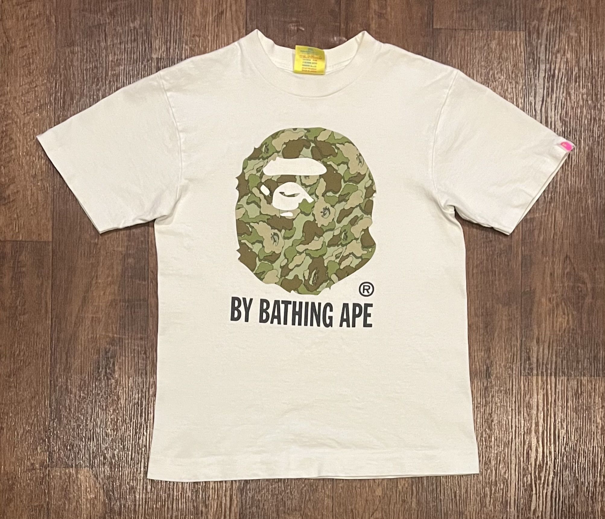 Bape × Kaws Bape Kaws camo logo tee shirt Size US XS / EU 42 / 0 - 1 Thumbnail