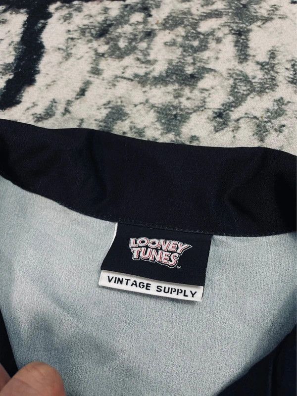 Other Vintage Looney Tunes Shirt Black Yellow L Size US L / EU 52-54 / 3 - 4 Thumbnail