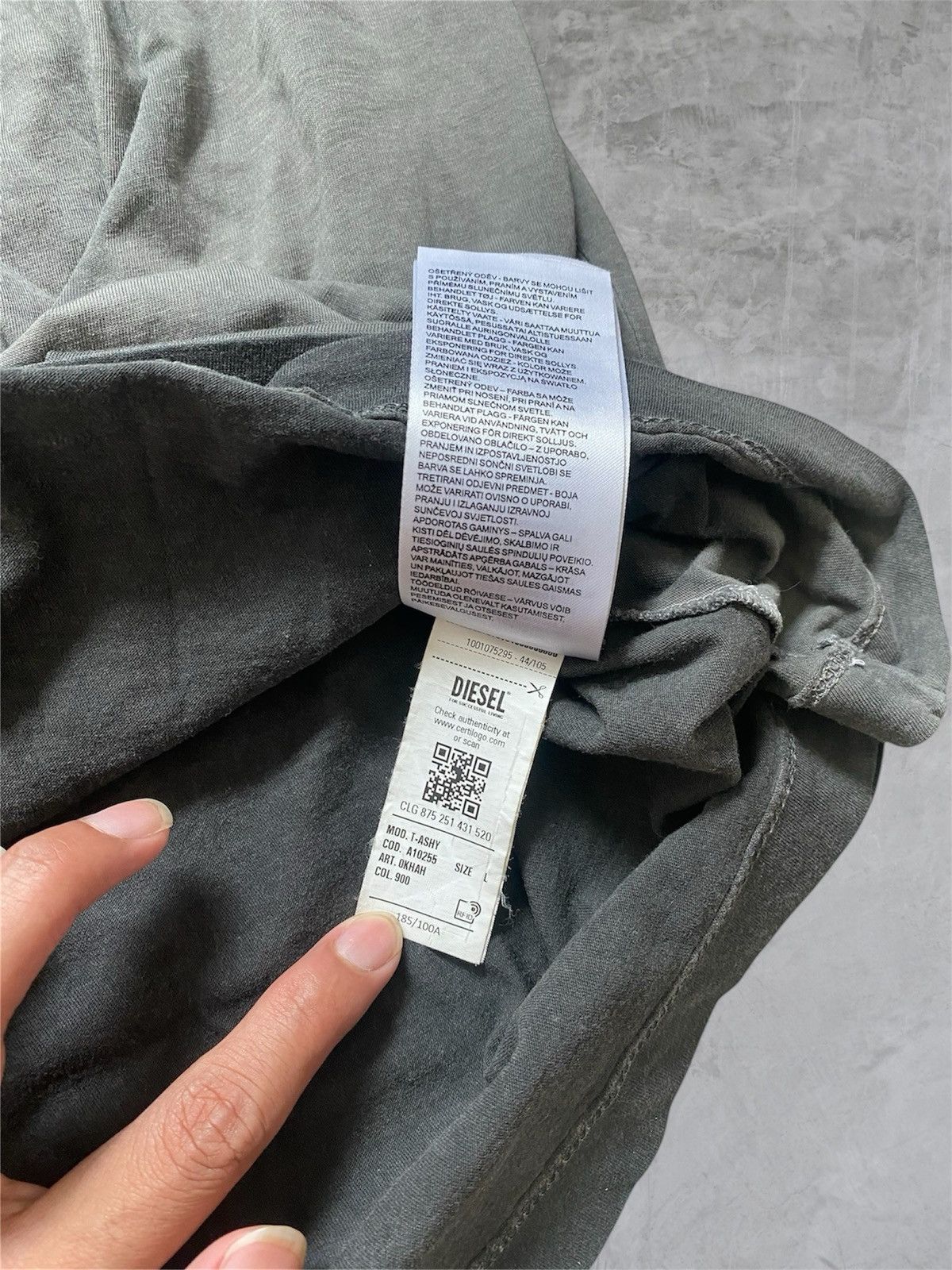 Designer Diesel T-Ashy Size US XL / EU 56 / 4 - 8 Thumbnail