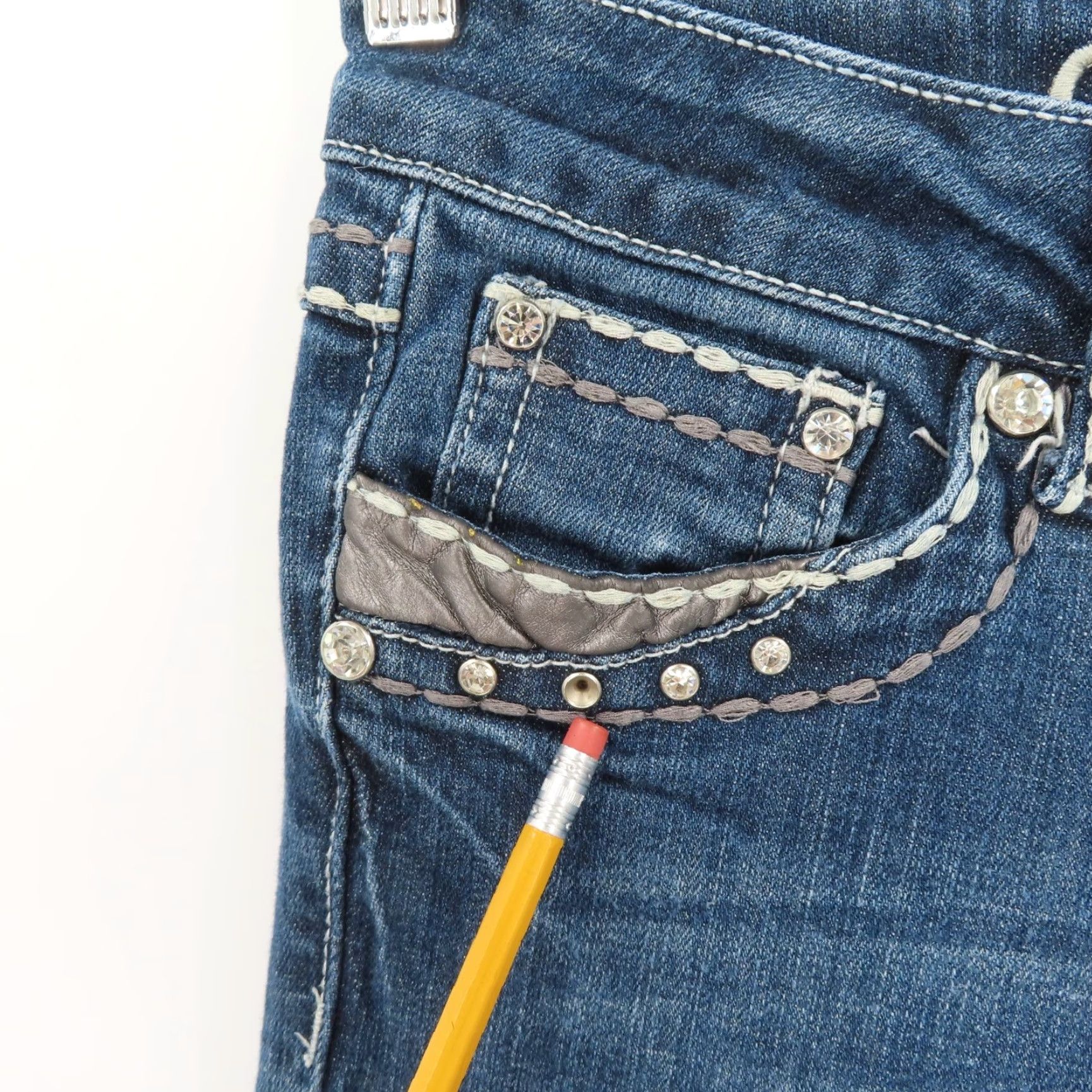 Denime LA Idol Jeans Bootcut Denim 5 Juniors Low Rise Rhinestone Blue 5-Pocket Regular Womens Vintage: No Size 27" / US 4 / IT 40 - 3 Thumbnail