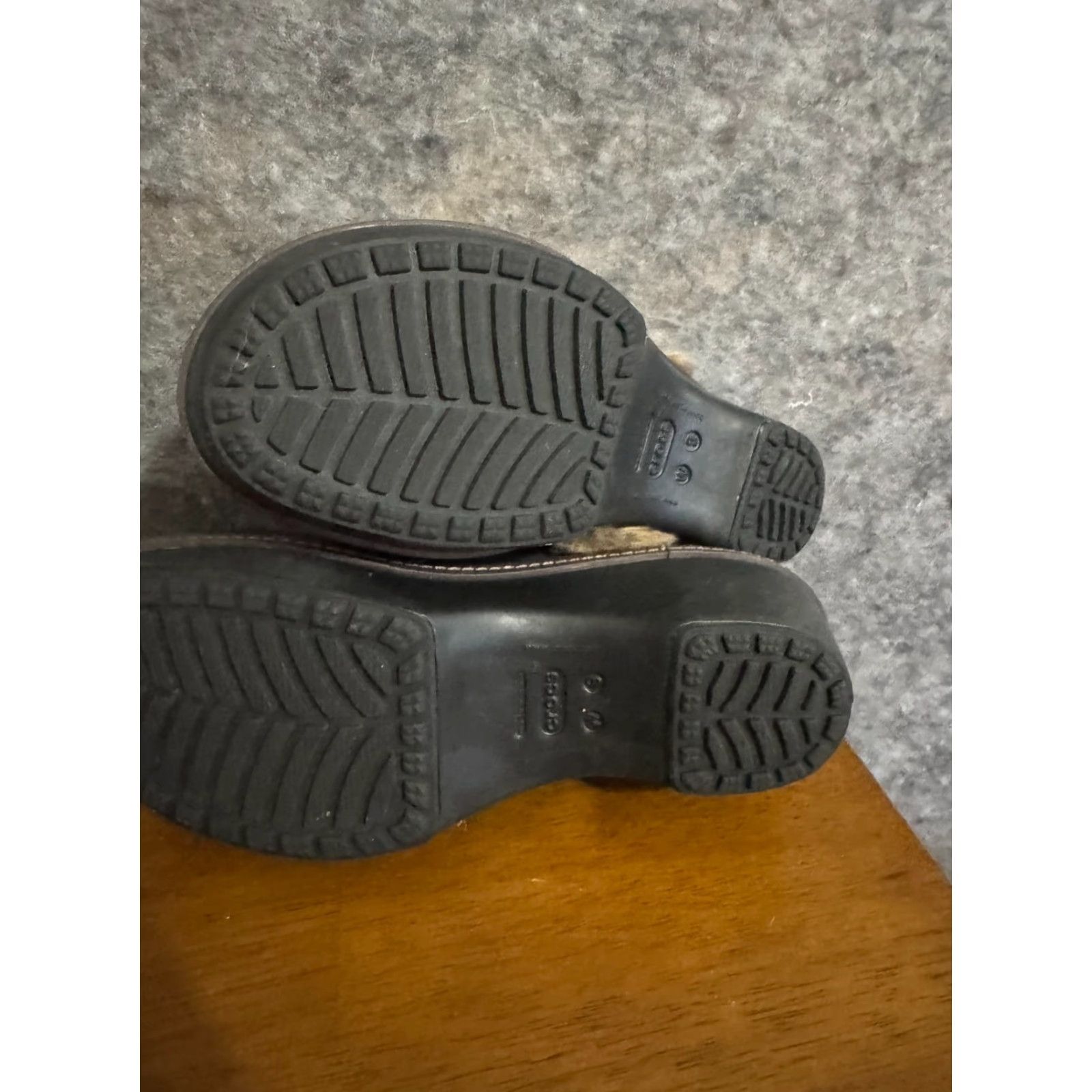 Crocs Crocs Slide On Women's Sandal Size 9 Wedge Faux Fur Brown Size US 9 / IT 39 - 5 Thumbnail