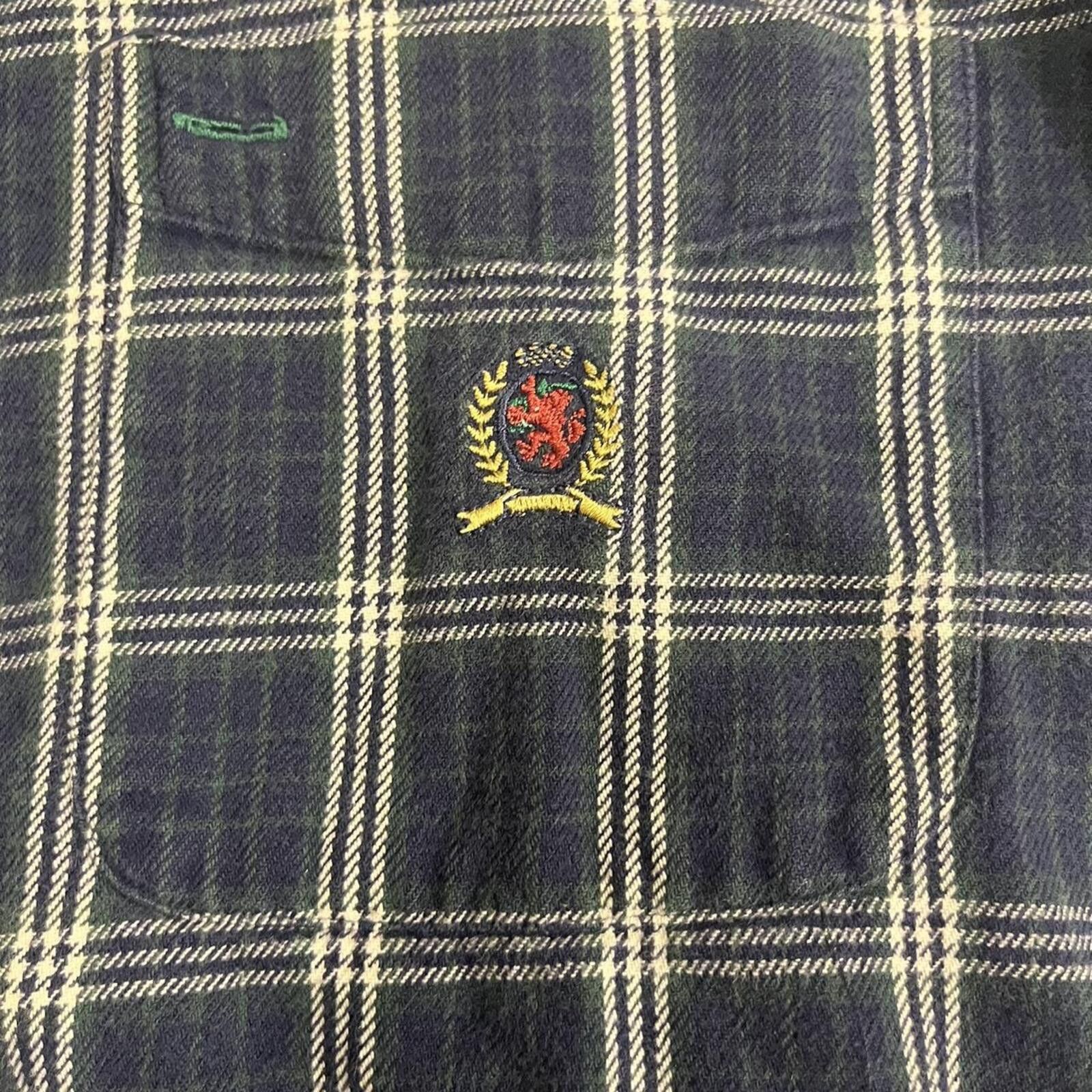 Tommy Hilfiger Tommy Hilfiger Embroidered Plaid Button Up Flannel L Shirt Size US L / EU 52-54 / 3 - 3 Thumbnail