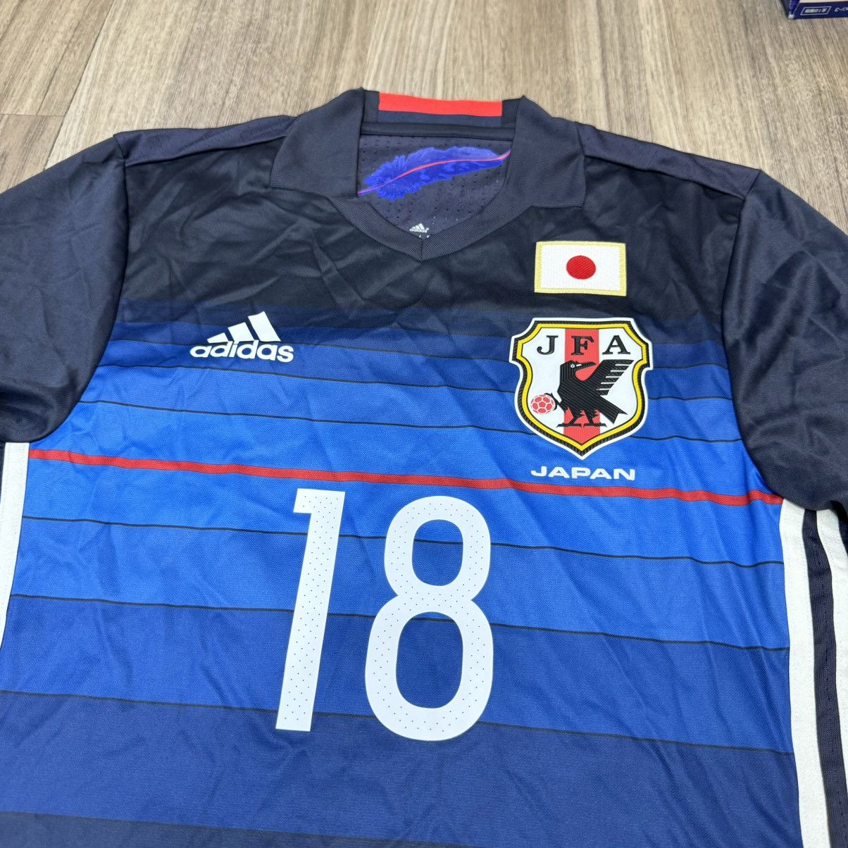 Adidas Japan 15/16 longsleeves player issue #18 Minamino Size US S / EU 44-46 / 1 - 3 Thumbnail