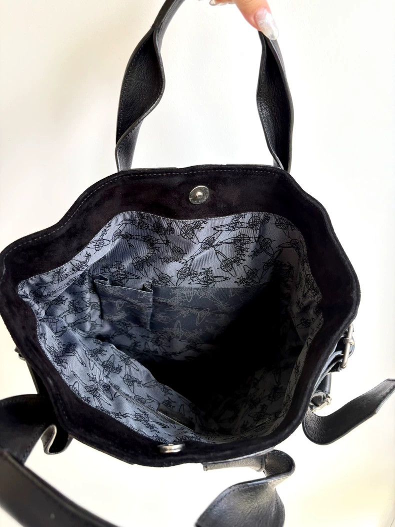 Vivienne Westwood Vivienne Westwood size os Lufu black locomotive strap handb Size ONE SIZE - 7 Thumbnail