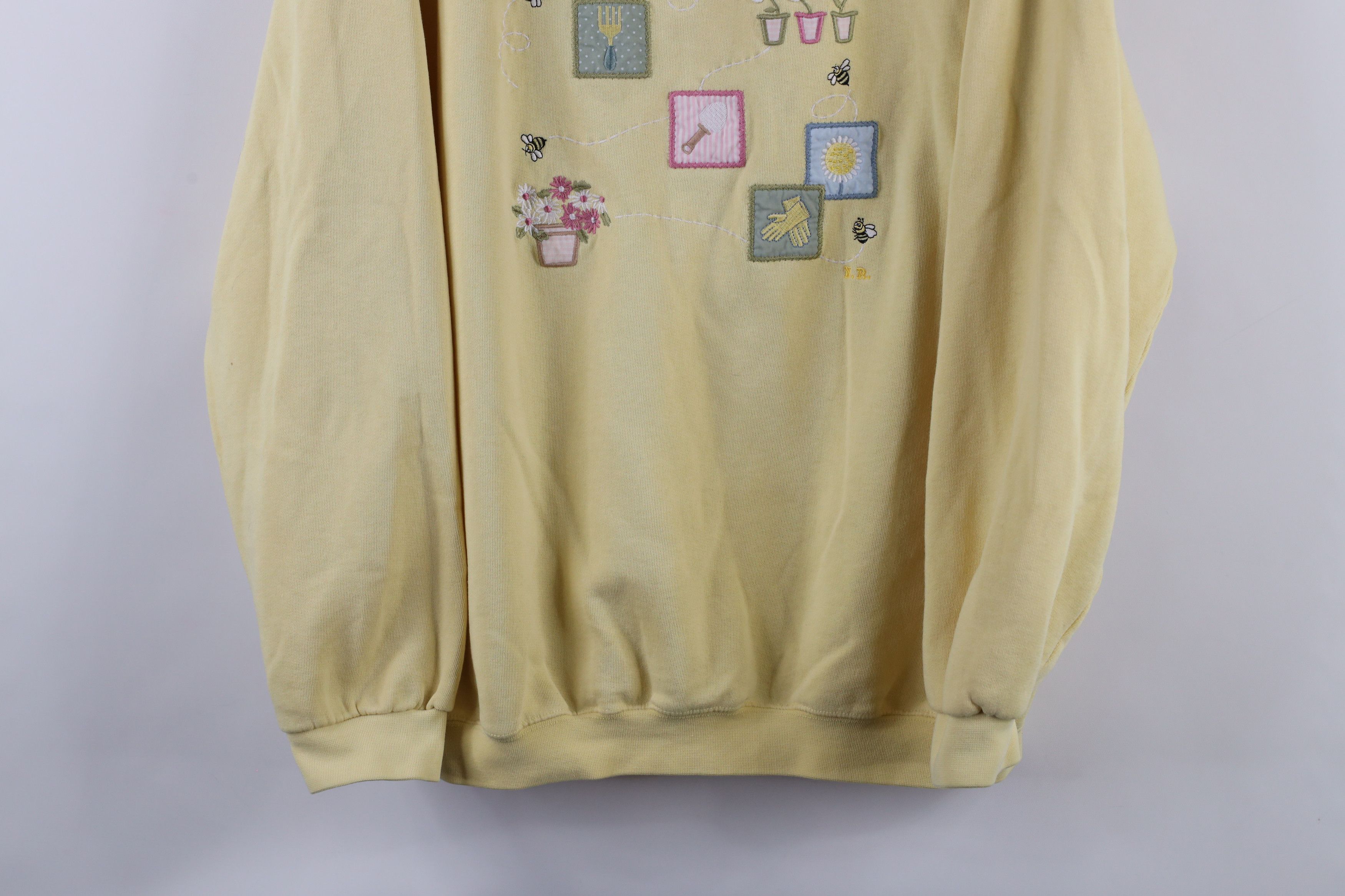Vintage Vintage 90s Country Primitive Garden Bee Collared Sweatshirt Size L / US 10 / IT 46 - 3 Thumbnail
