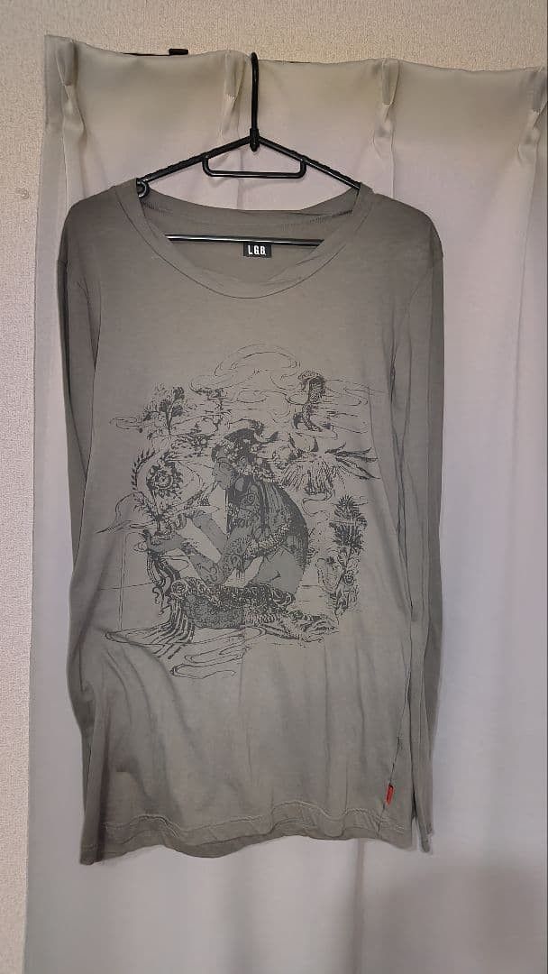 Le Grande Bleu (L.G.B.) Le Grand Bleu "Wakan" Long-Sleeve T-Shirt, Khaki Size US S / EU 44-46 / 1 - 1 Thumbnail