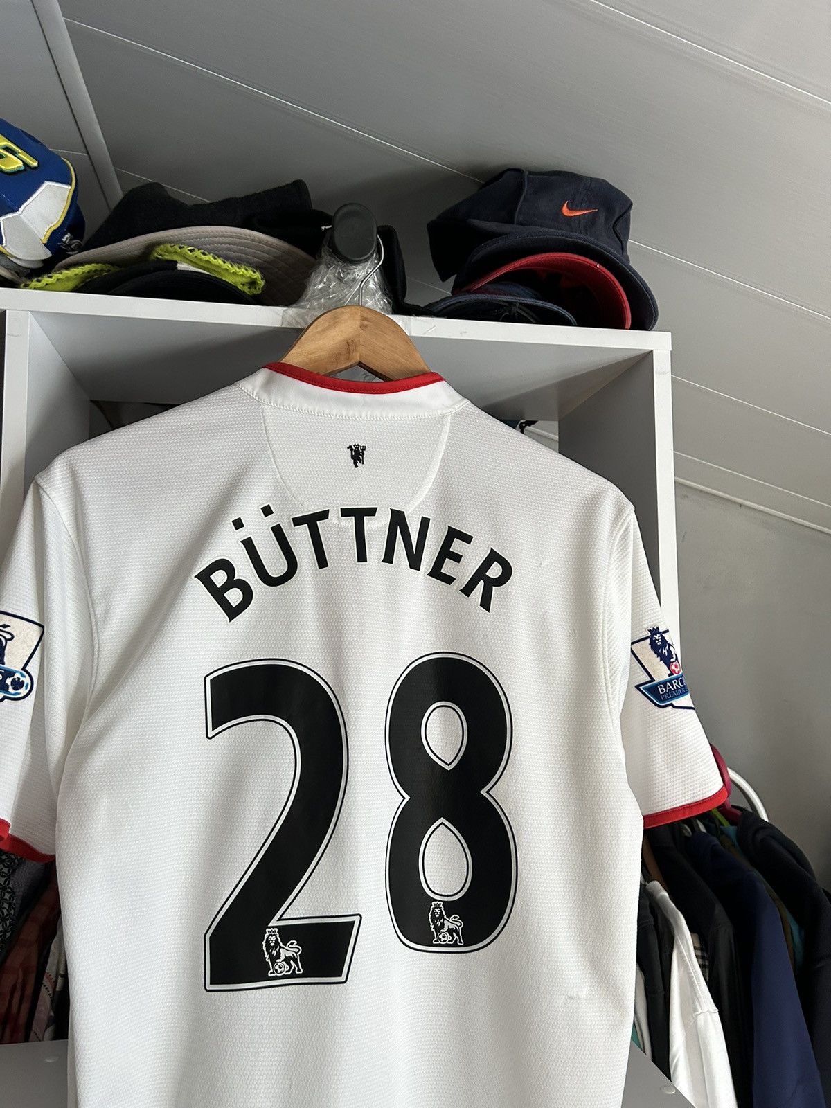 Nike Nike 2012-14 Manchester United Away Shirt Buttner #28 Size US M / EU 48-50 / 2 - 2 Thumbnail
