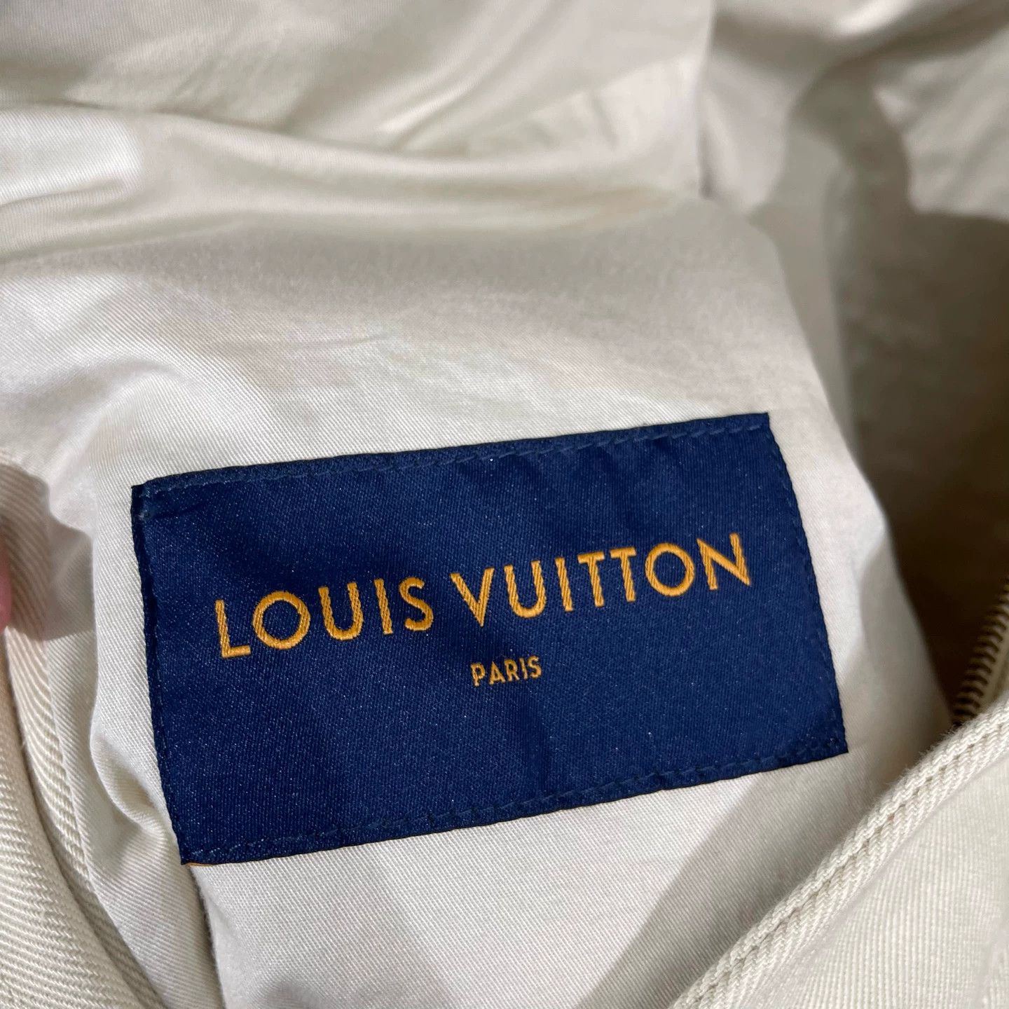 Louis Vuitton Louis Vuitton embossed Monogram lumberjack jacket Size US L / EU 52-54 / 3 - 3 Thumbnail