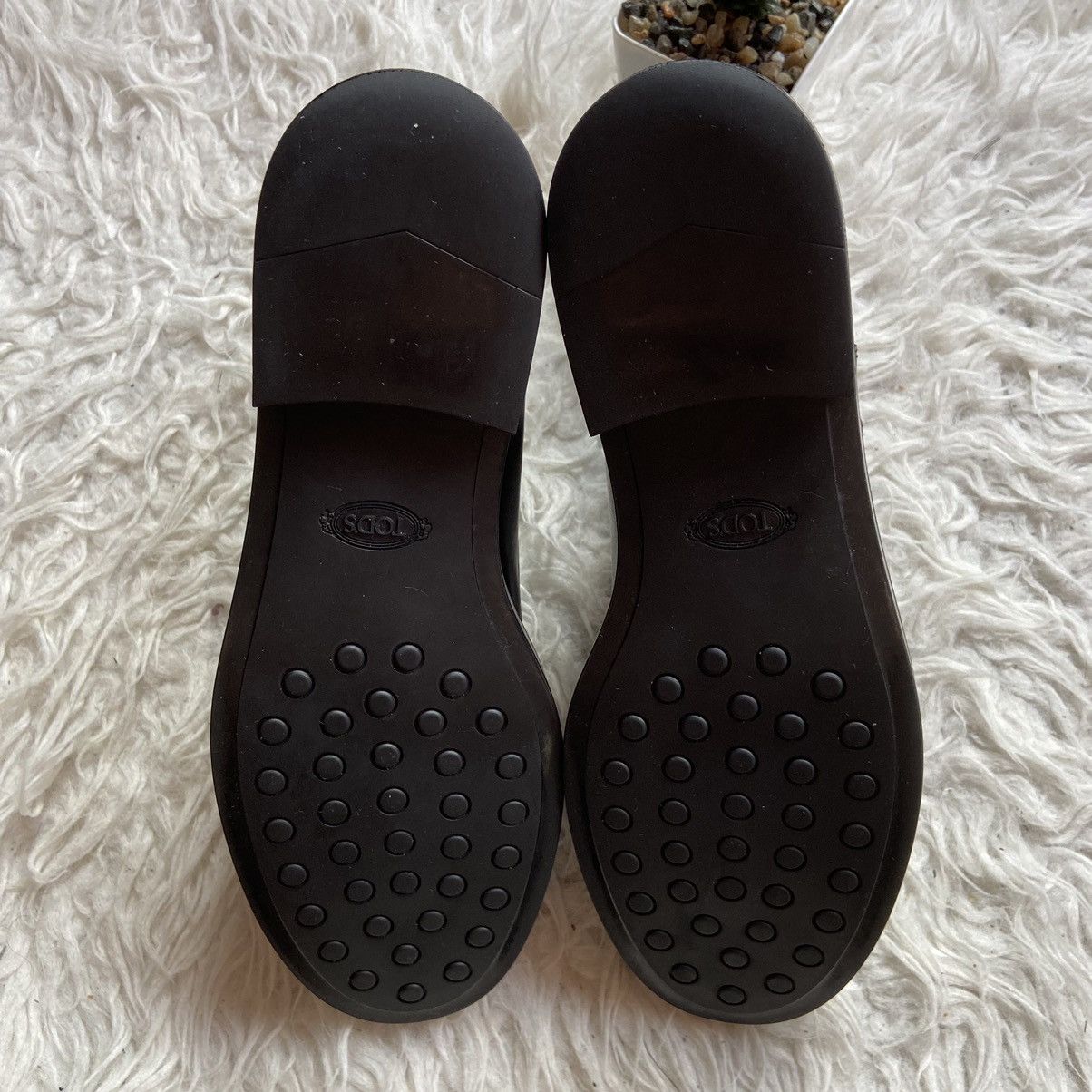 Tod's 📌 Tod’s Women’s Black Leather Chelsea Shoe Size US 9 / IT 39 - 9 Thumbnail