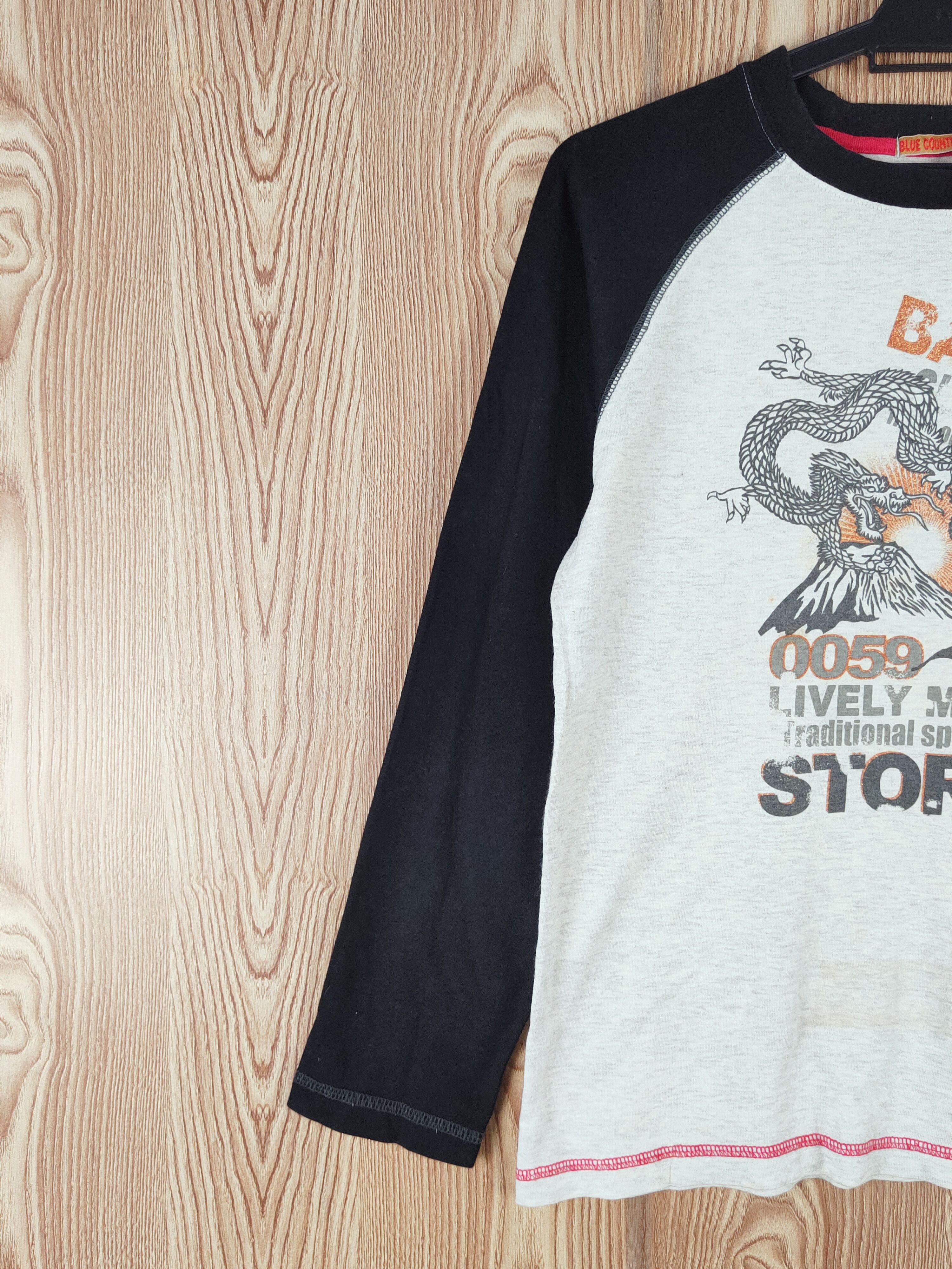 Japanese Brand Blue Country dragon vs tiger Cream Black Long Sleeve #W409 Size US S / EU 44-46 / 1 - 4 Thumbnail