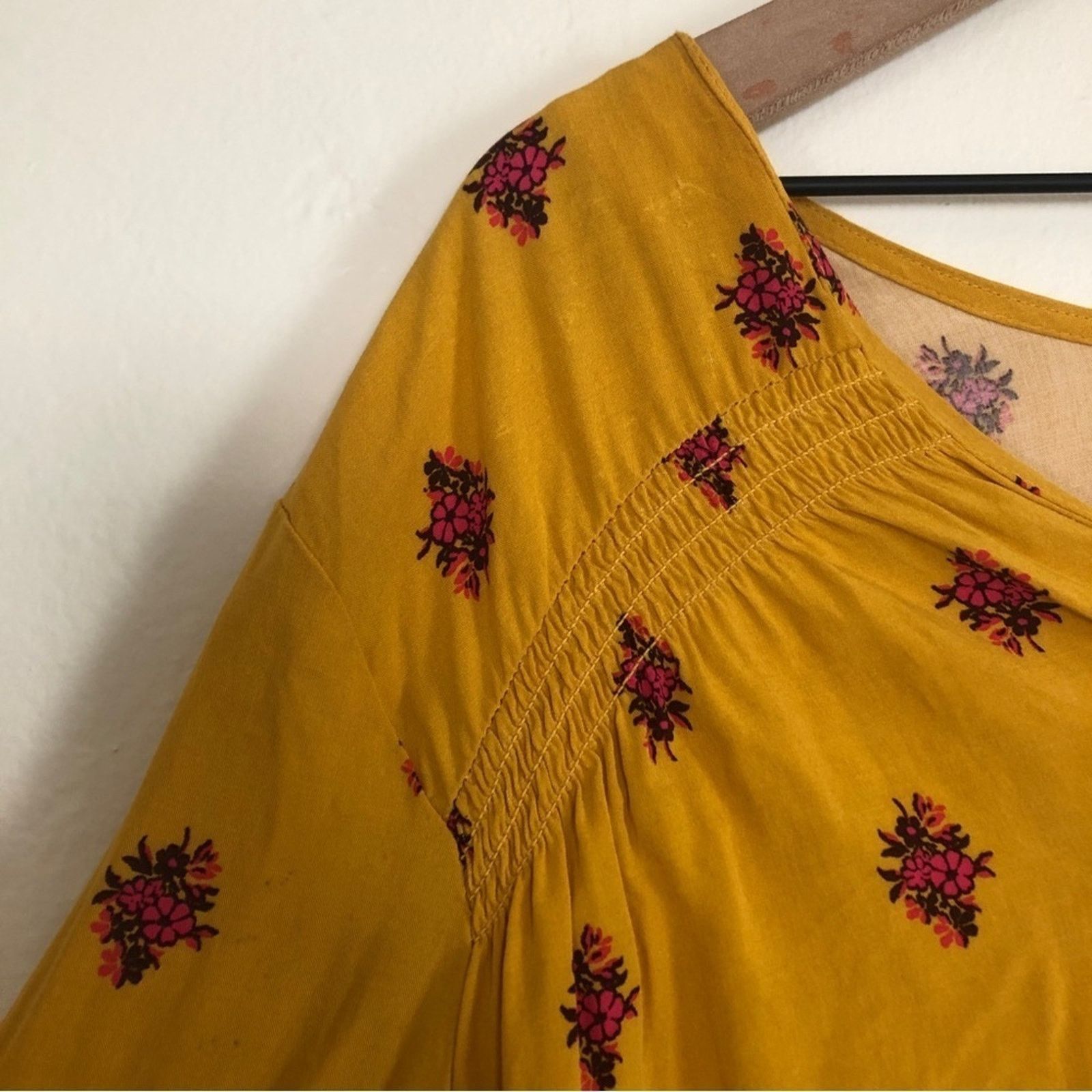 Old Navy Old Navy Mustard Yellow Red Floral Long Sleeve Flowy Dress Size XXL / US 16-18 / IT 52-54 - 6 Thumbnail