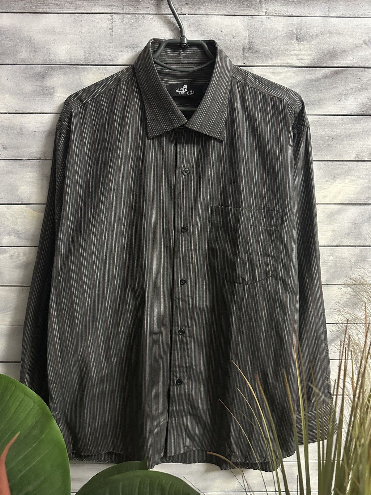 Givenchy Vintage Shirt Givenchy Collection Luxury Size 17, 1/2 Size US XL / EU 56 / 4 - 1 Thumbnail
