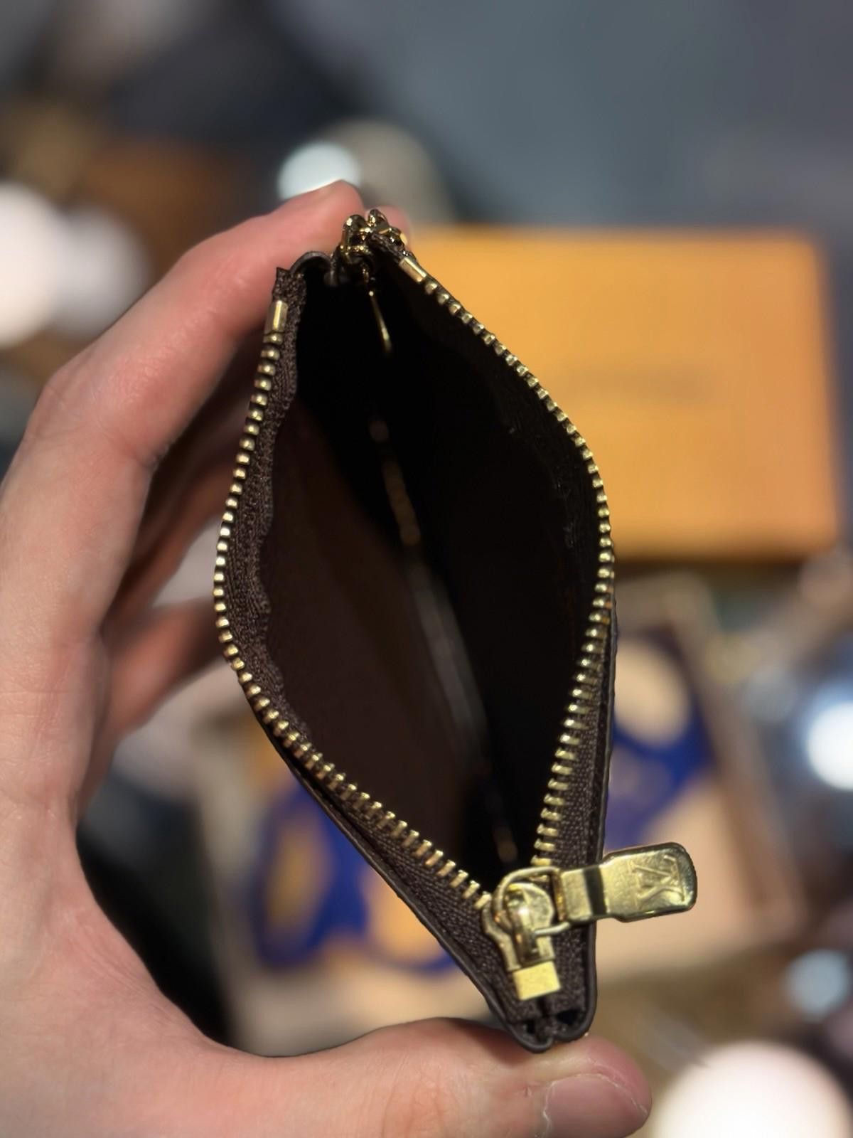 Louis Vuitton Authentic Louis Vuitton Monogram Coin Purse Key Case Real Size ONE SIZE - 9 Thumbnail