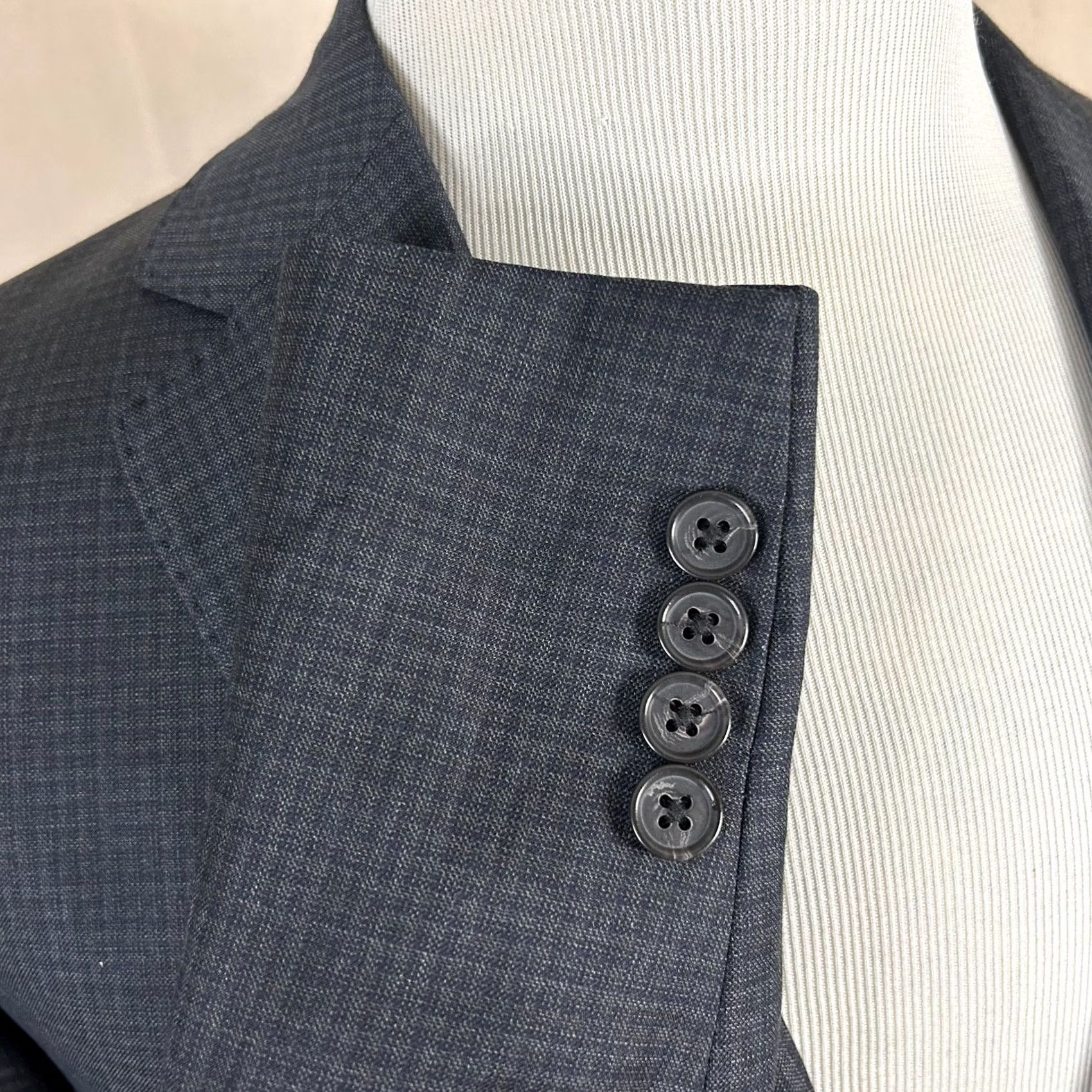 David Donahue David Donahue Sport Coat 44R Gray Wool Plaid Two-Button Double-Vented Jacket Men's Regular Size US XS / EU 42 / 0 - 5 Thumbnail