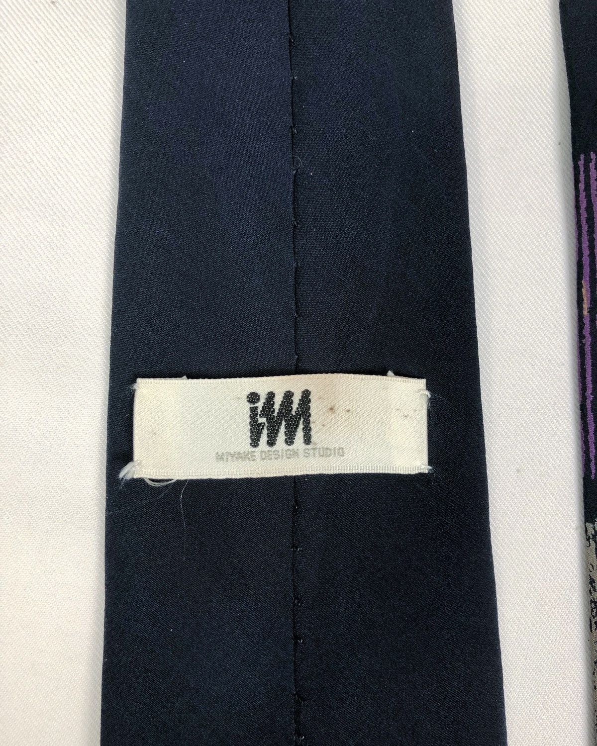 Issey Miyake Rare Vintage Issey Miyake IM Abstract Silk Tie Size ONE SIZE - 5 Thumbnail