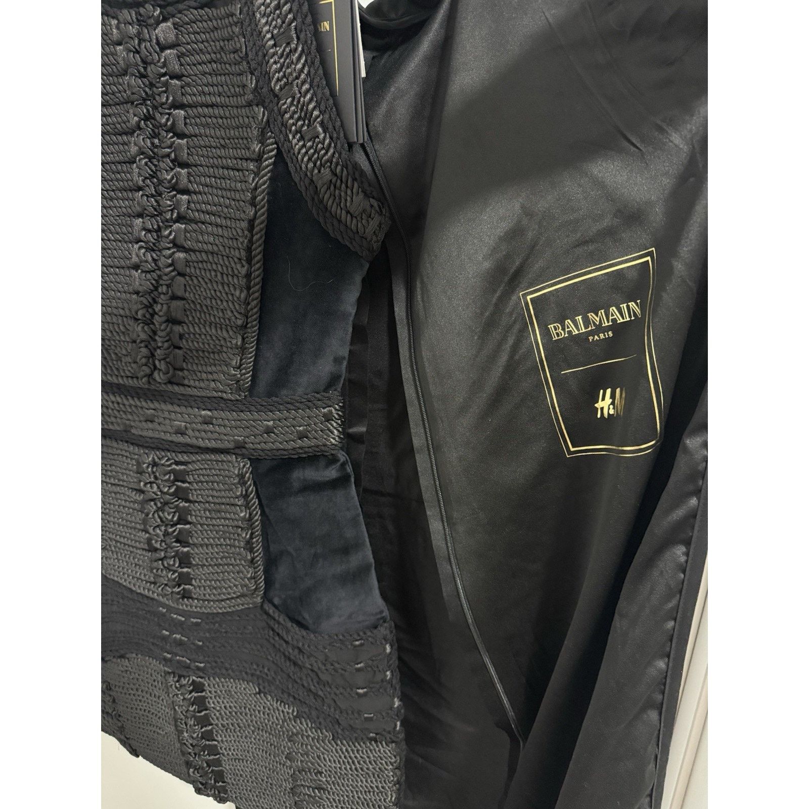 H&M Balmain x H&M Black Embroidered Velvet Mini Dress Size 2 NWT Size XS / US 0-2 / IT 36-38 - 6 Thumbnail