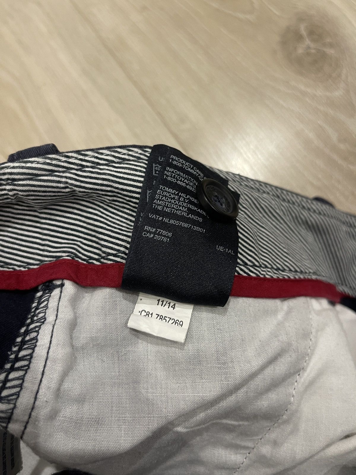 Tommy Hilfiger Vintage tommy hilfiger short 36 Size US 36 / EU 52 - 5 Thumbnail