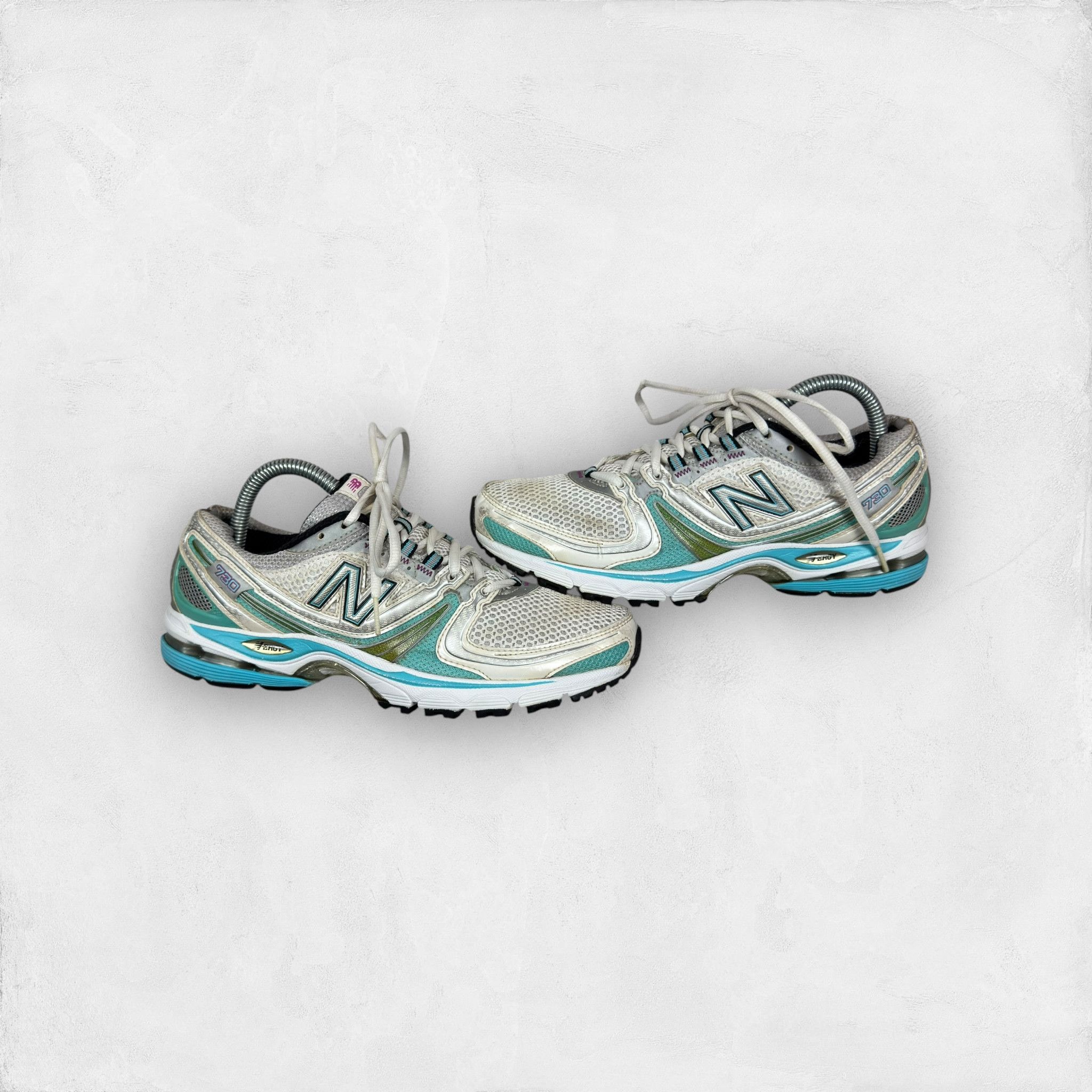 New Balance New Balance WR730WB Women Athletic Running Sneaker Shoes 8.5 Size US 8.5 / IT 38.5 - 1 Thumbnail