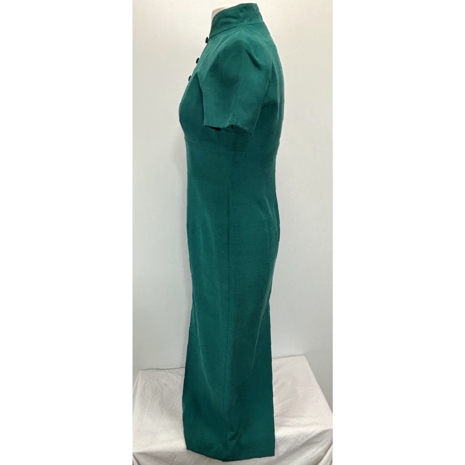 Vintage VINTAGE Dana Buchman Silk Maxi Dress Emerald Green Sz 4 Regular Women Front Back Slits High Neck Short Sleeve Classic Womens Size S / US 4 / IT 40 - 2 Thumbnail