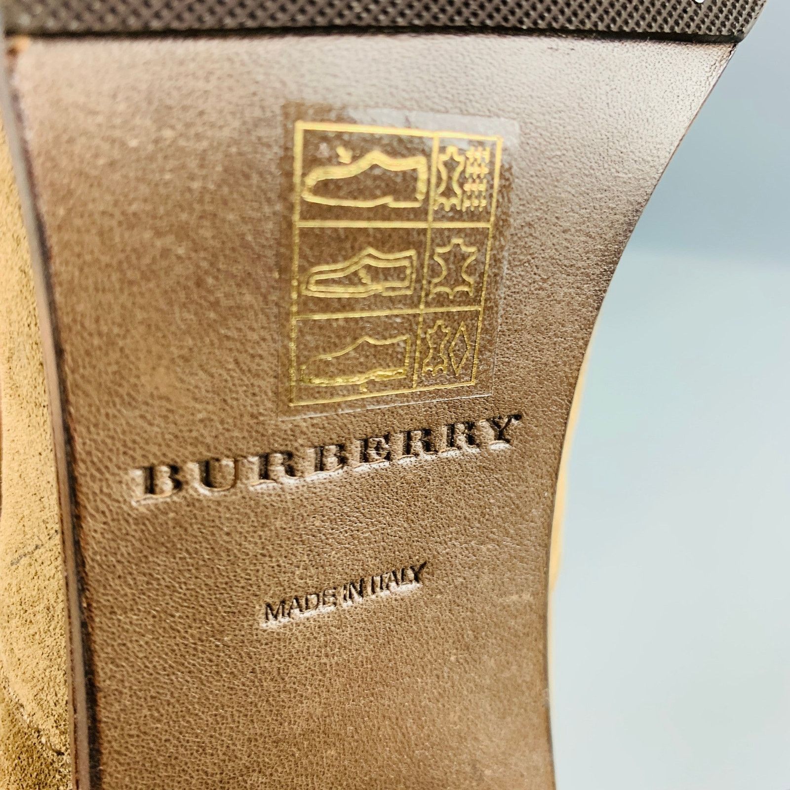 Burberry BURBERRY Size 11 Brown Suede Chunky heel Boots Size US 11 / IT 41 - 8 Thumbnail