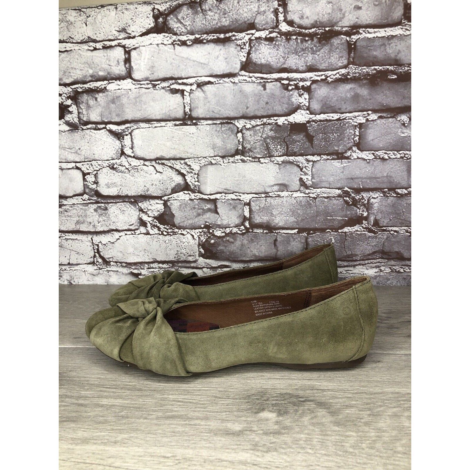 Born Born Lily Green Suede Leather Knot Ballet Flats Shoes Women’ Size US 11 / IT 41 - 11 Thumbnail