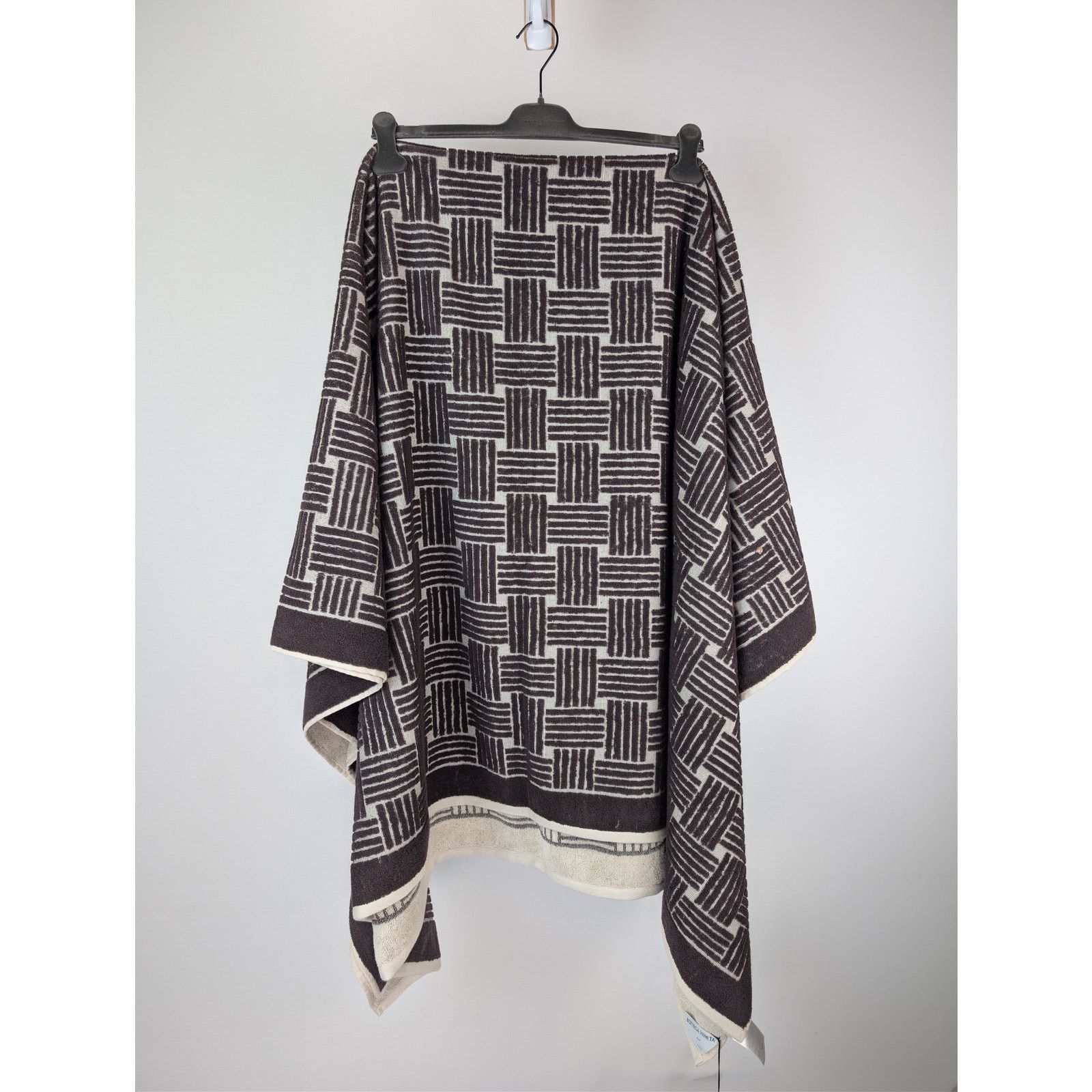 Bottega Veneta o1rshd1 Size:OS / Intreccio Jacquard Beach Towel Cream/Brown Size ONE SIZE - 4 Thumbnail