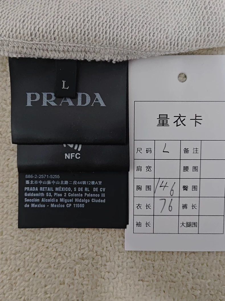 Prada Prada24 SS metallic triangle simple long sleeve sweatshirt Size US L / EU 52-54 / 3 - 5 Thumbnail