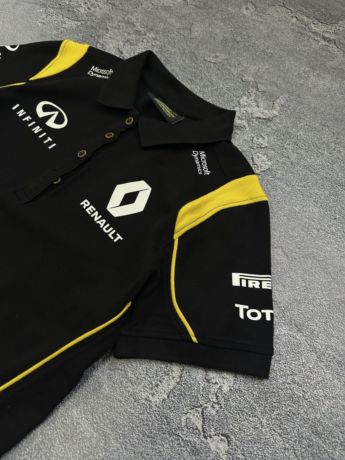 Vintage Formula One Team Infiniti Renault Sport Racing Car Men's S Size US S / EU 44-46 / 1 - 6 Thumbnail