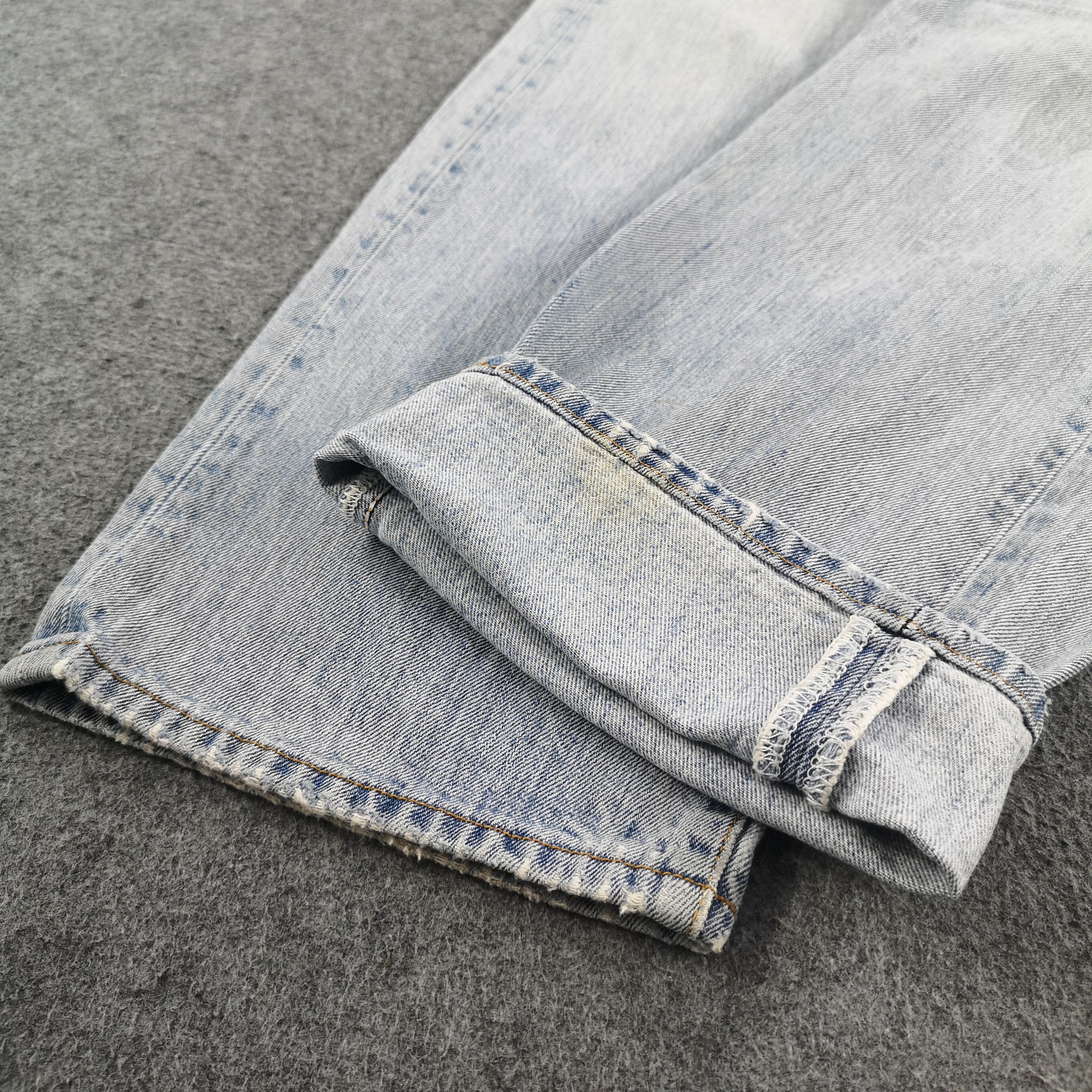 Levi's × Vintage Vintage Light Wash Levis 501 Jeans- JM1067 Size US 36 / EU 52 - 7 Thumbnail