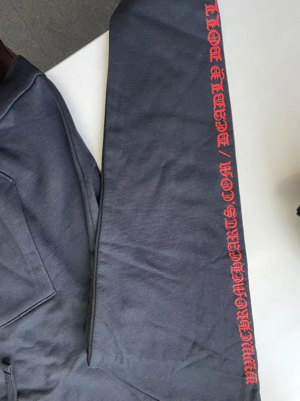 Chrome Hearts Chrome Hearts Deadly Doll Red Horseshoe Logo Pullover Hoodie Size US L / EU 52-54 / 3 - 8 Thumbnail