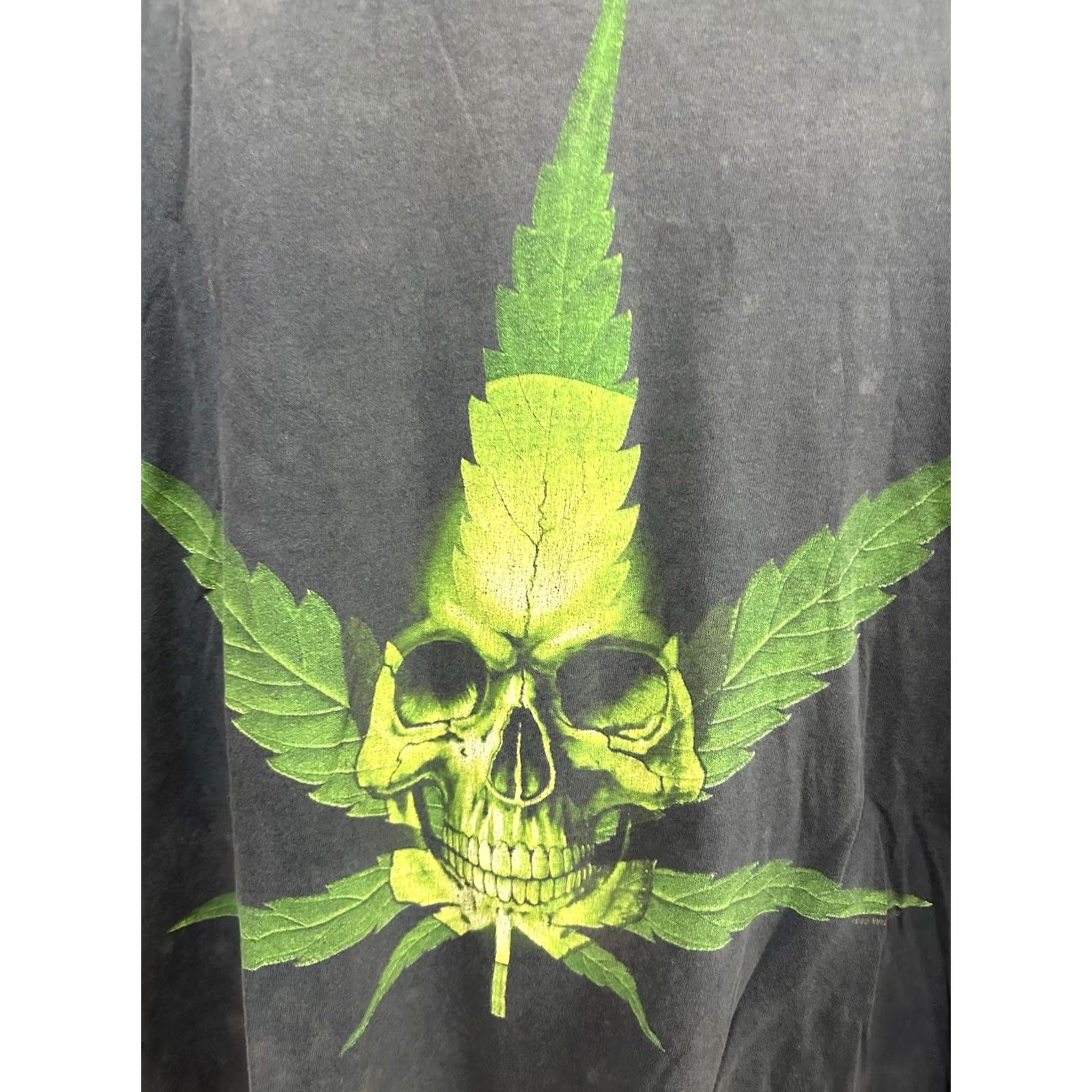 Vintage VTG 90s Weed Marijuana Chronic Skull Gradient Sun Faded Wild Oats T-Shirt XL Men Black Size US XL / EU 56 / 4 - 4 Thumbnail