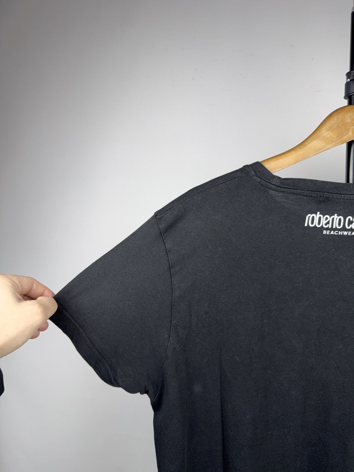 Roberto Cavalli Roberto Cavalli Beachwear Logo Graphic T-Shirt Black Size L Size US L / EU 52-54 / 3 - 17 Thumbnail