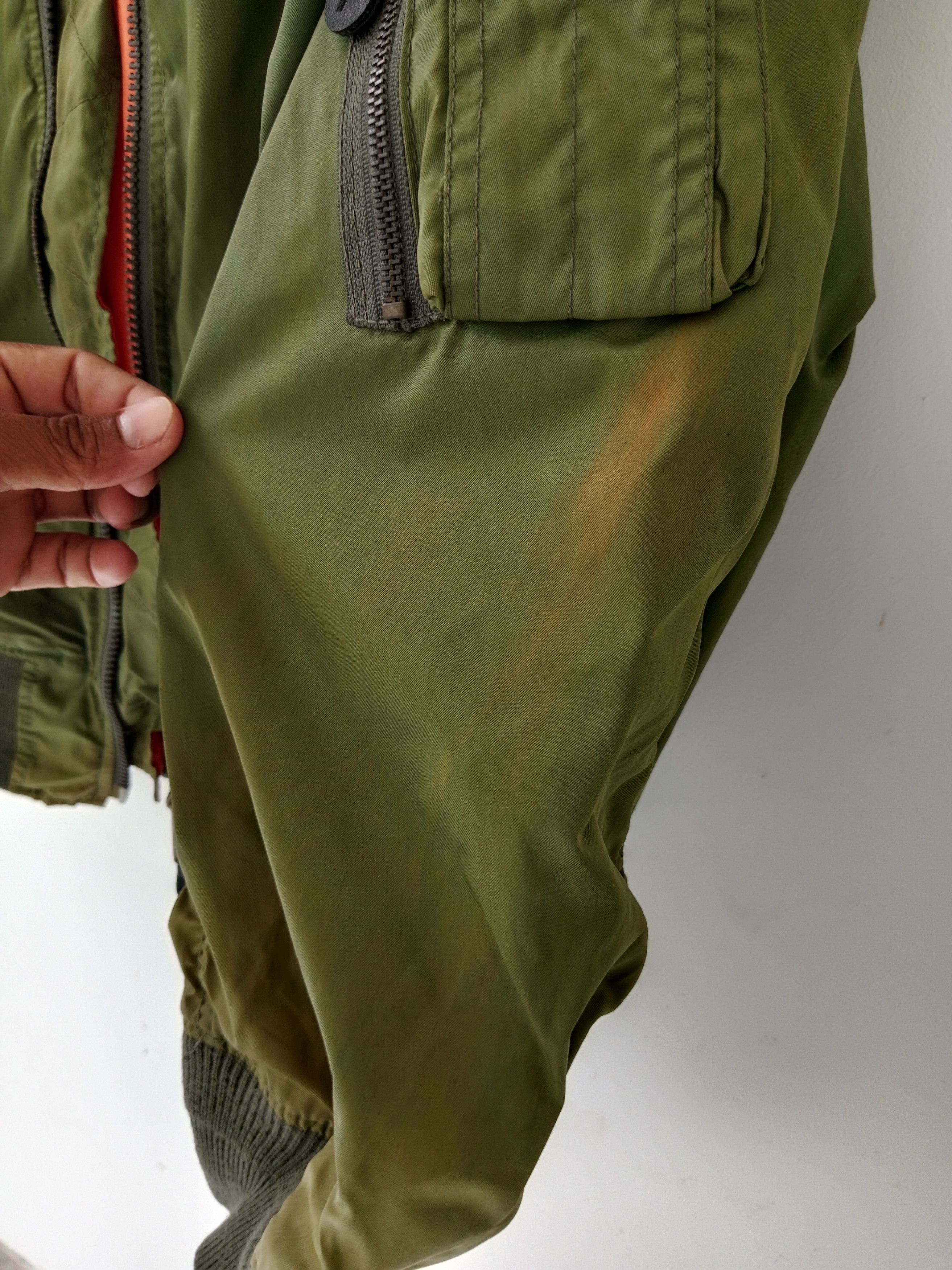 Vintage Vintage MA-1 Flyers Thrashed Reversible Jacket Bomber Size US L / EU 52-54 / 3 - 10 Thumbnail